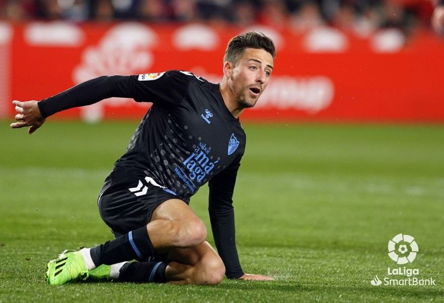  Julián Delmás, en el Granada - Málaga de Los Cármenes.