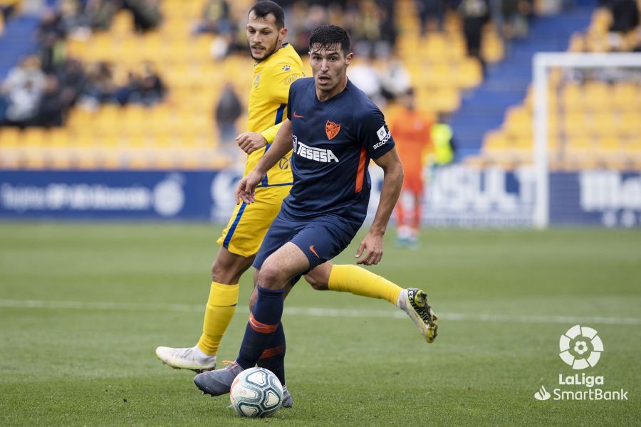 Diego González, ante el Alcorcón en la ida.