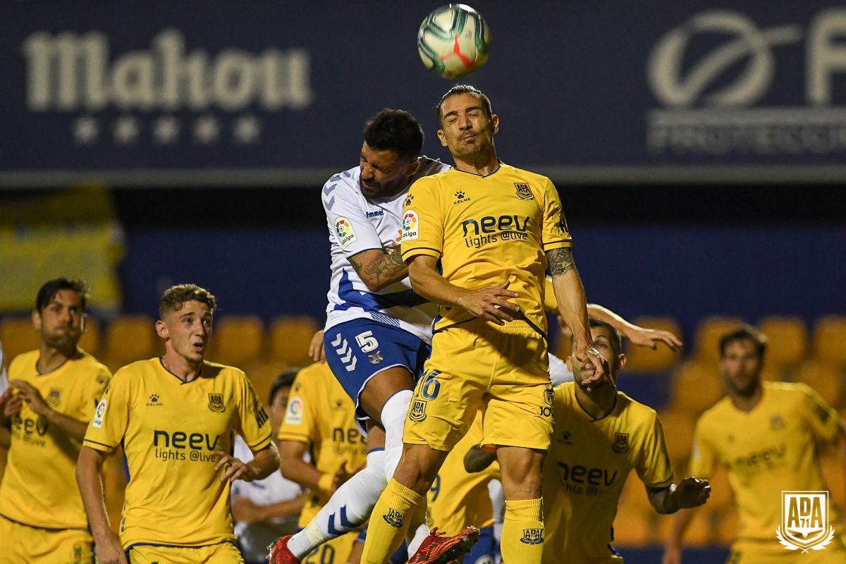  Acción del Alcorcón-Tenerife en Santo Domingo.