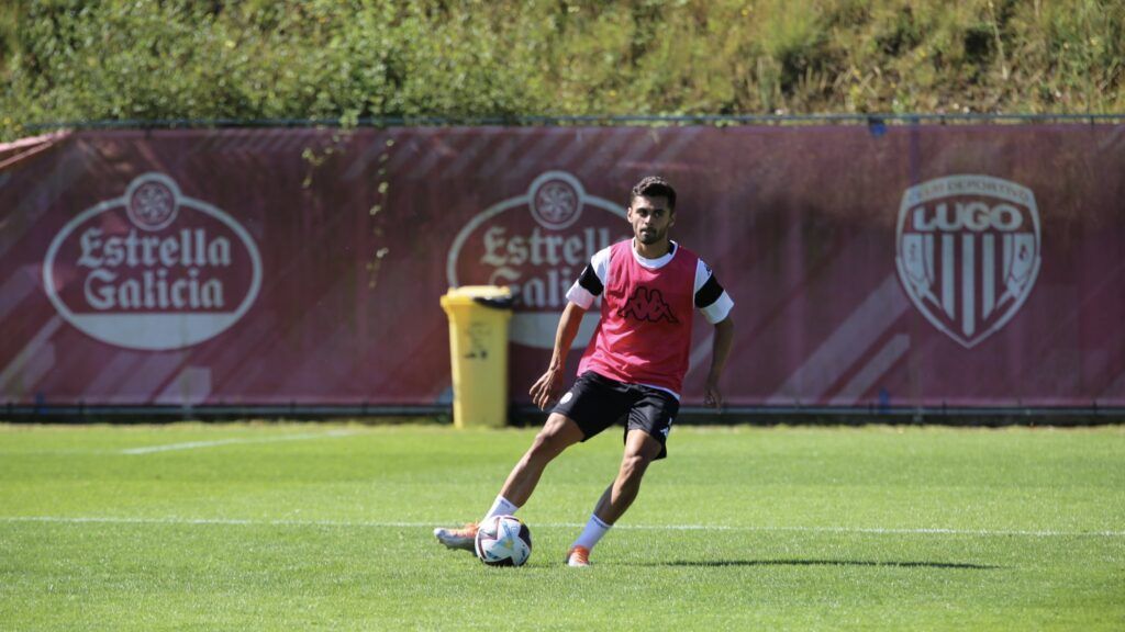  Ángel Baena entrenando con el CD Lugo