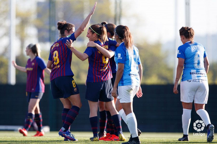  Las jugadoras del Barcelona celebran el primer gol ante el Málaga.