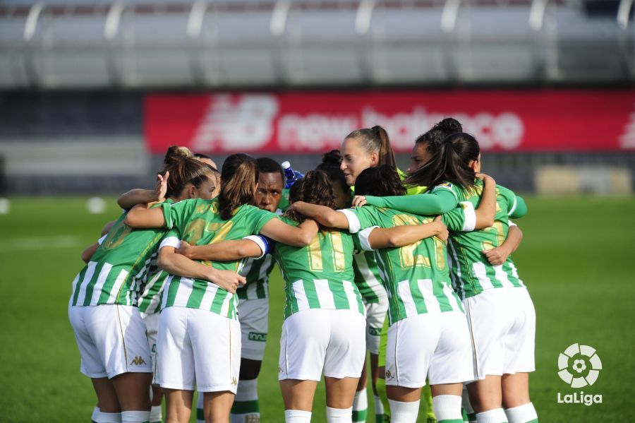  Imagen del partido entre el Athletic y el Betis Féminas.