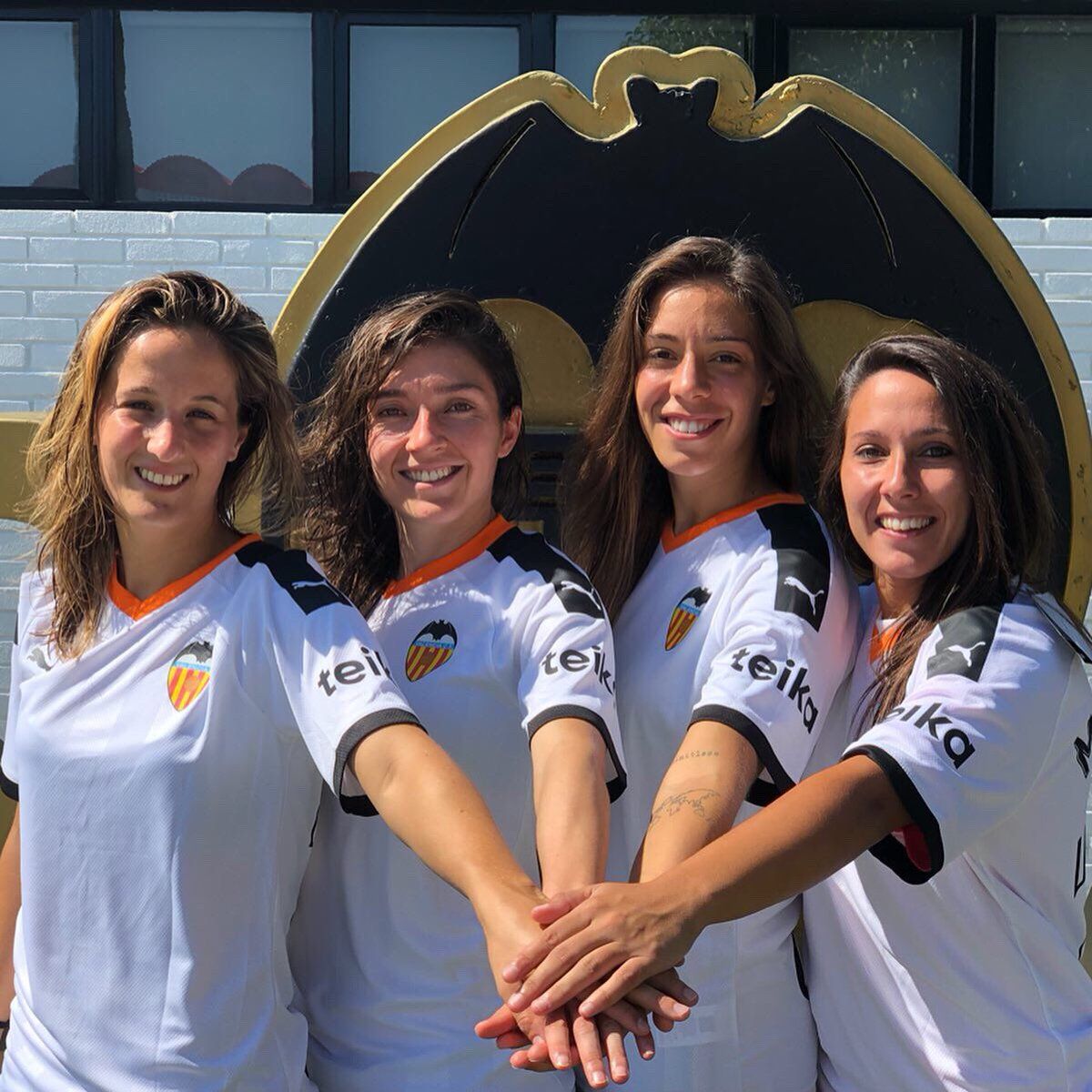 Gio Carreras, Natalia Gaitán, Paula Nicart y Mari Paz Vilas, las capitanas del Valencia.