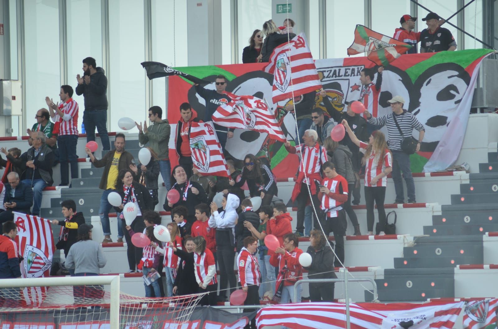  Se vivió un gran ambiente en Lezama.
