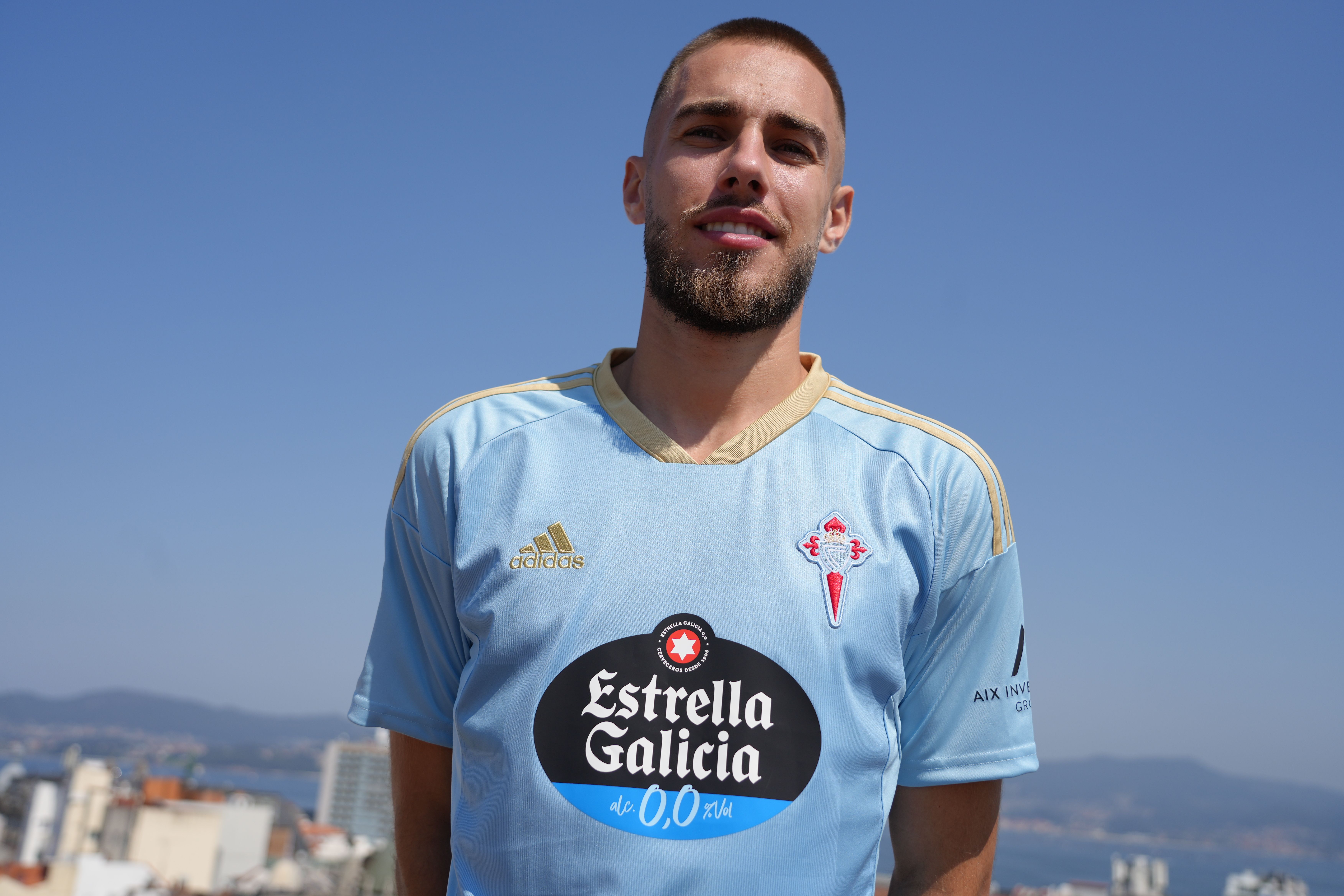 Óscar Mingueza: "El futuro nunca se sabe pero ahora solo pienso en el Celta"