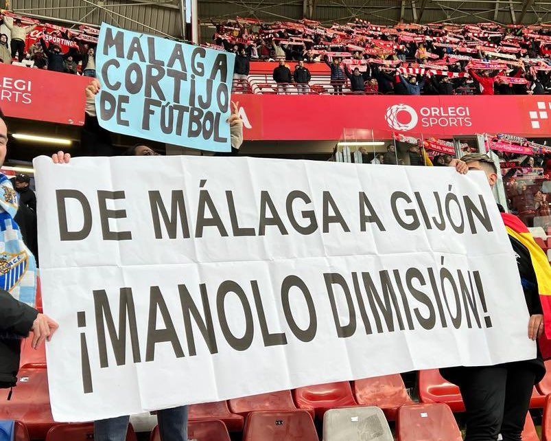  Pancarta contra Manolo Gaspar en el Sporting-Málaga de El Molinón.