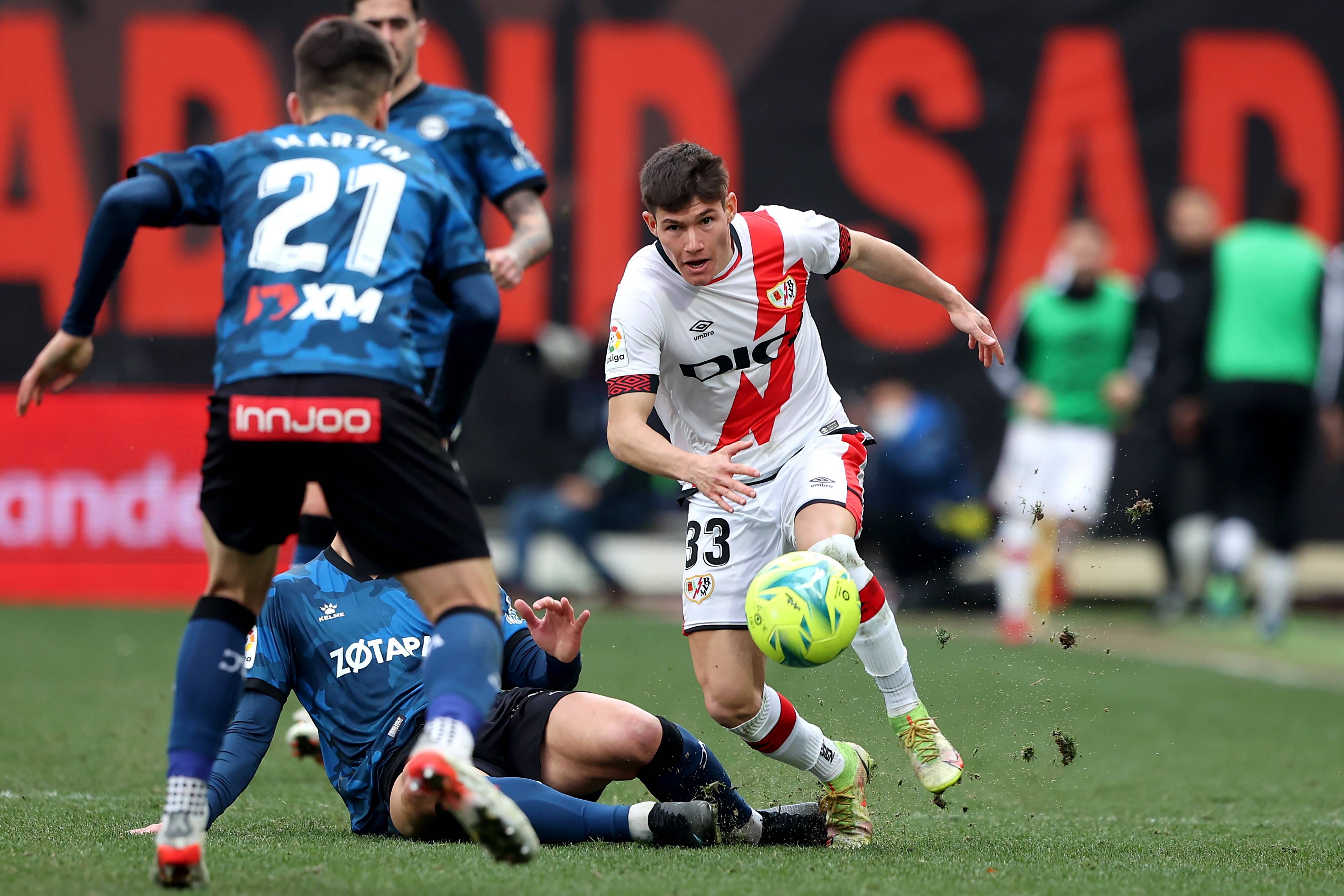 Fran García, en el Rayo-Alavés (Foto: Cordon Press). 