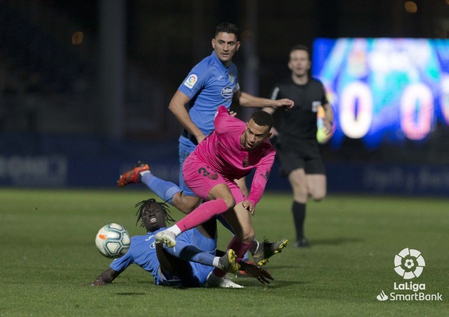 Hicham, en un lance del partido.