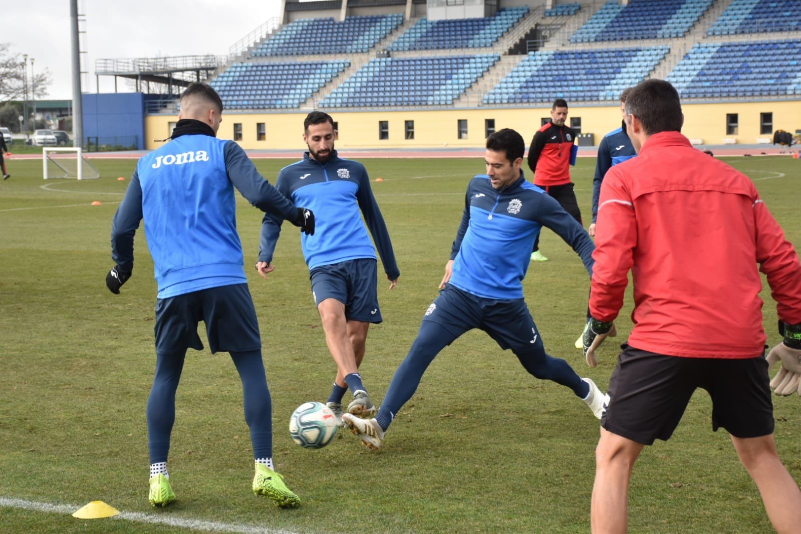 José Rodríguez, entrenándose con el Fuenlabrada.