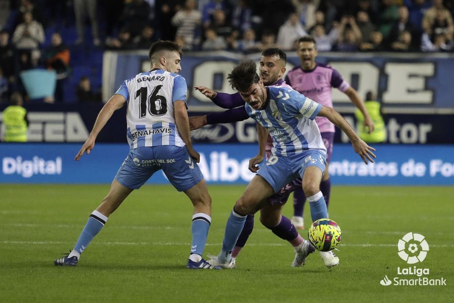  Jozabed, ante el Tenerife.
