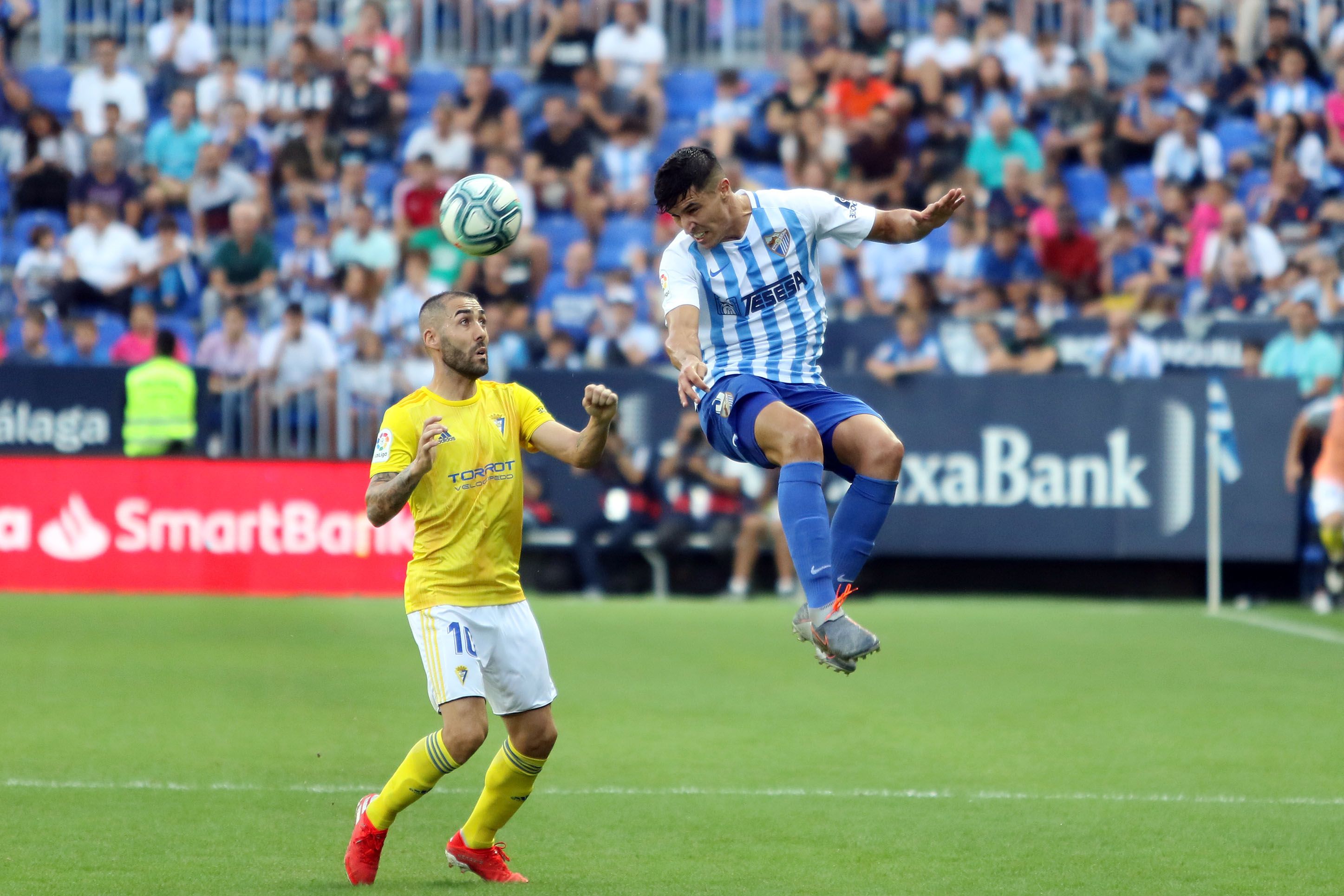 Diego González, frente al Cádiz.