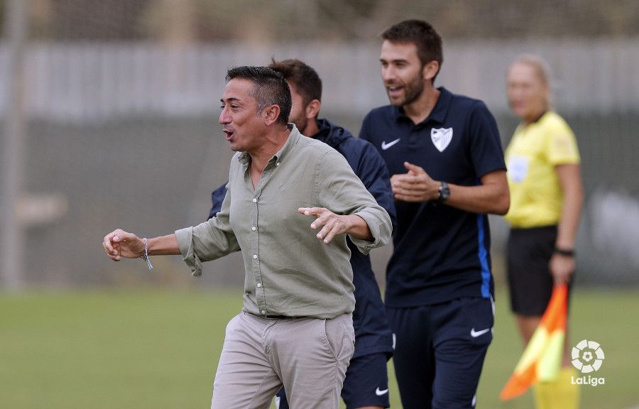  Antonio Contreras, entrenador del Femenino.