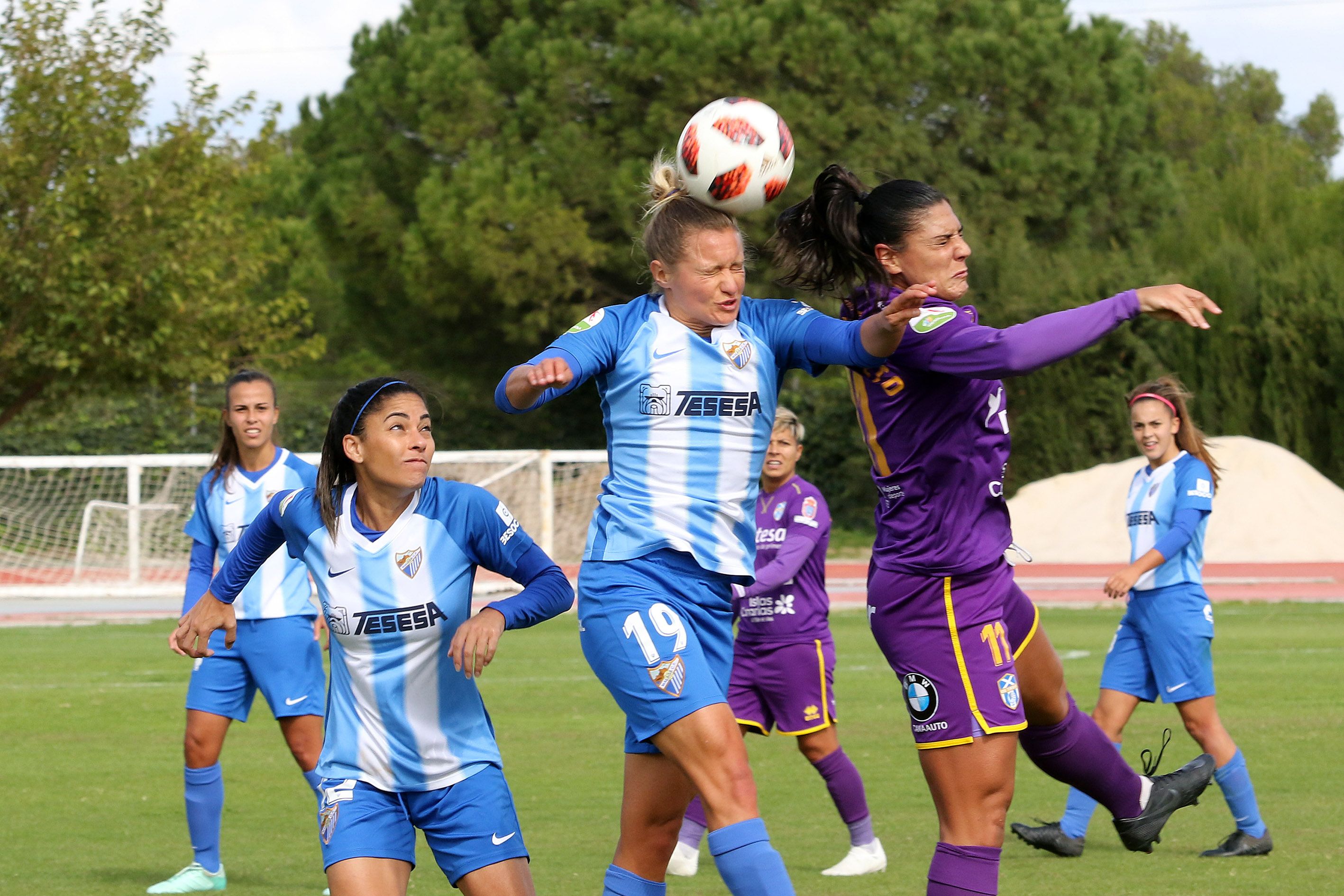 Balón aéreo en el Málaga - Granadilla.