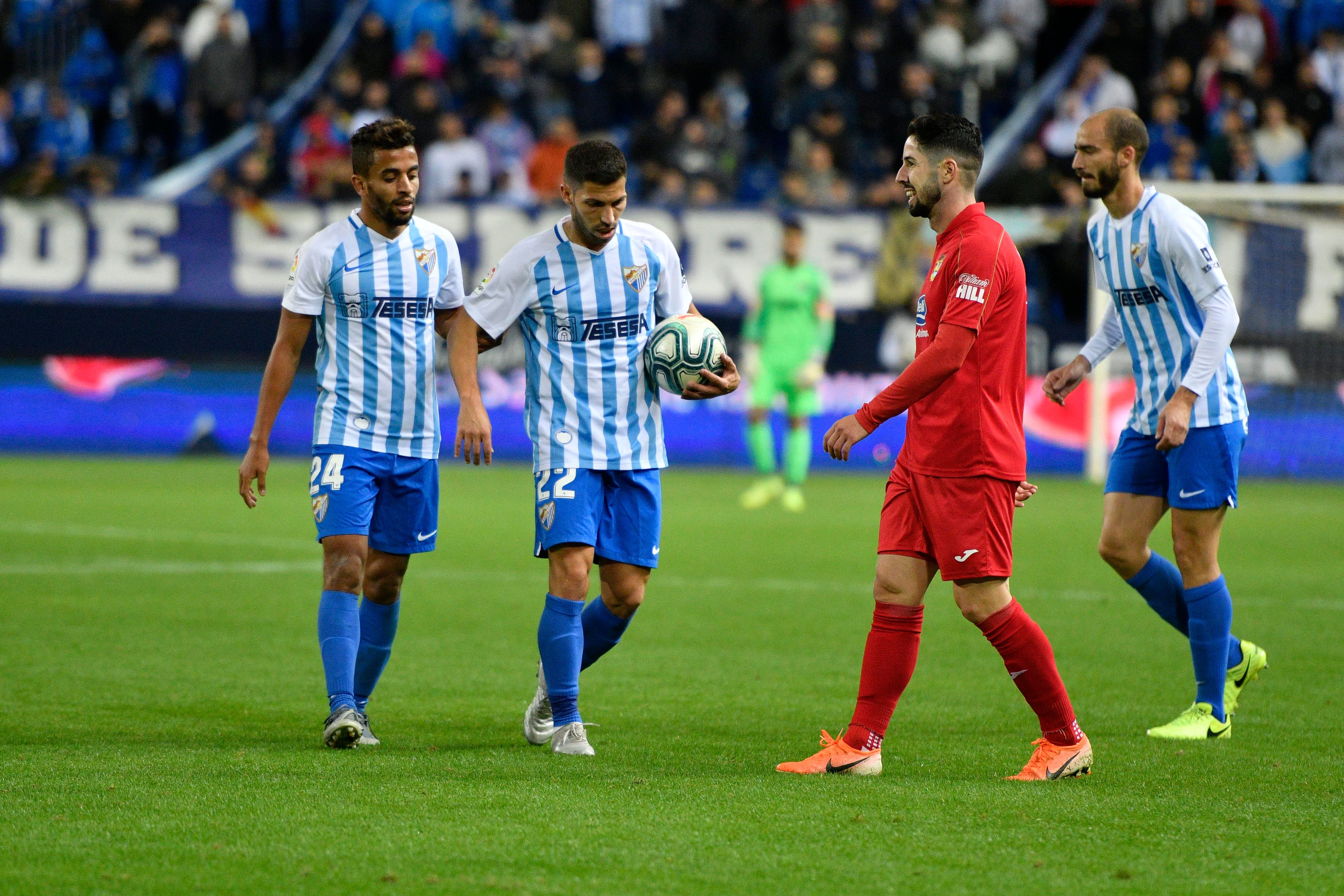  Pacheco, Benkhemassa y Mikel Villanueva, durante el choque ante el Fuenlabrada de la primera vuelta.