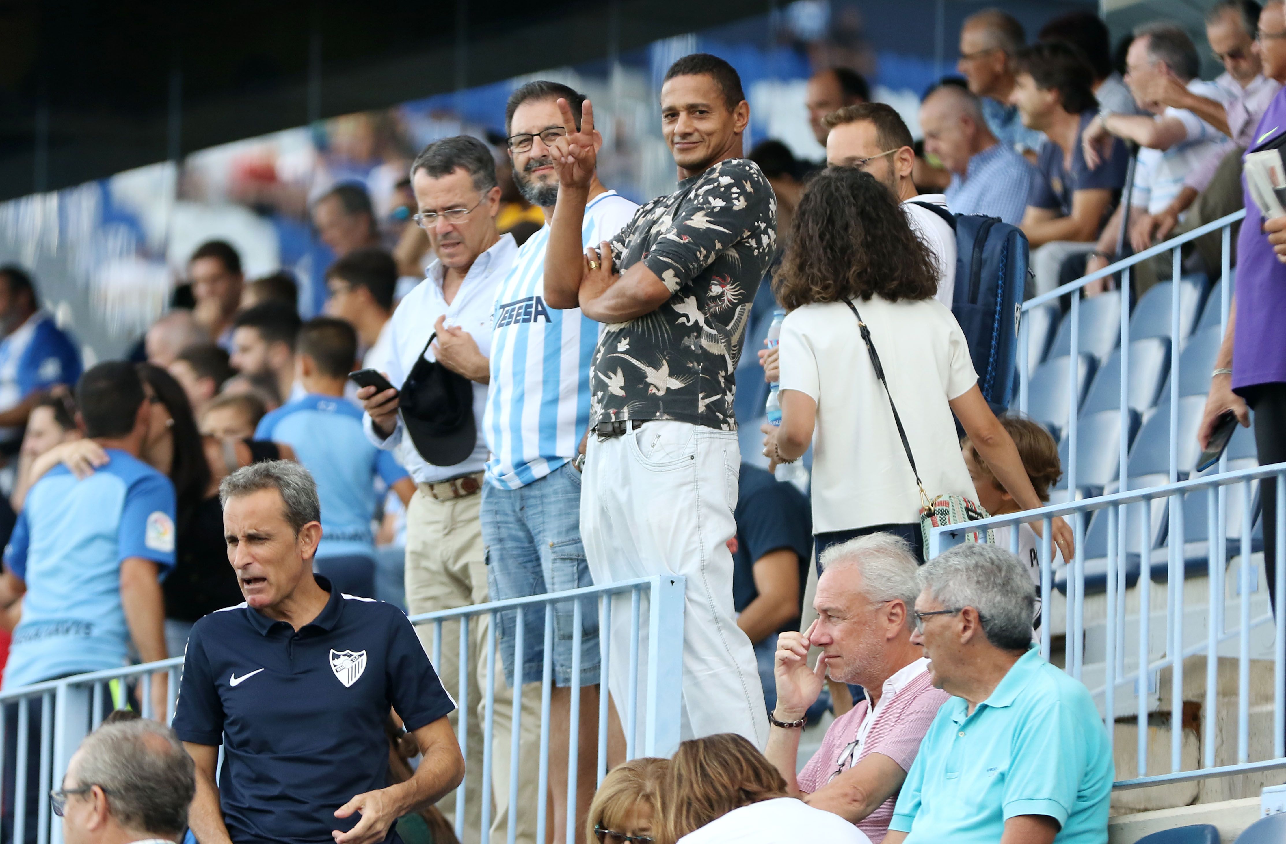 Darío Silva, en la grada de La Rosaleda.