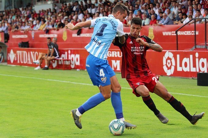  Luis Hernández, ante el Mirandés.