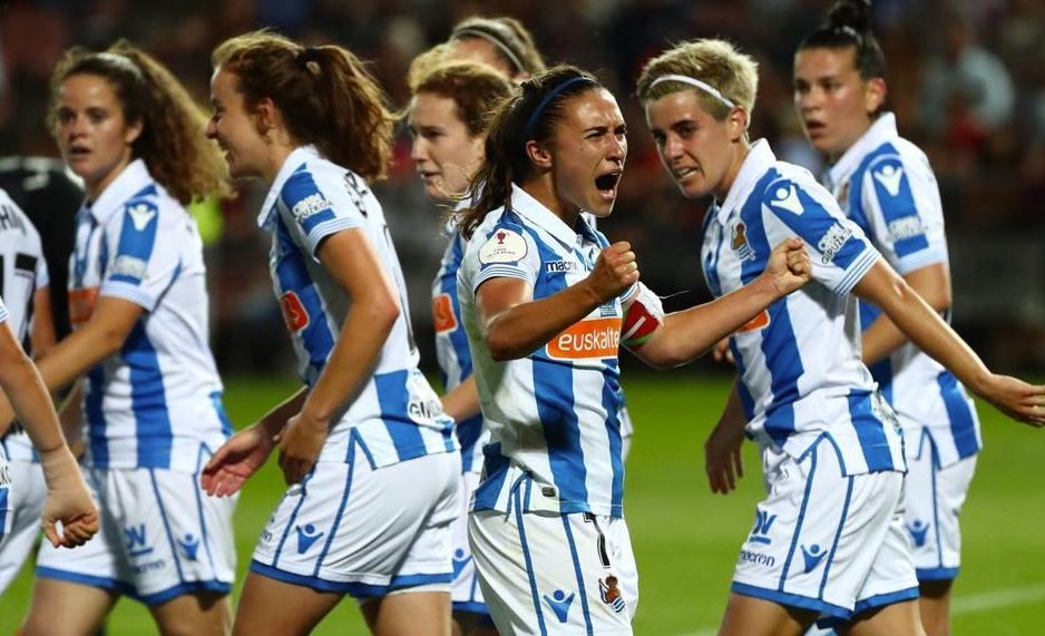 Nahikari celebra el golazo que le dio el triunfo a la Real Sociedad.