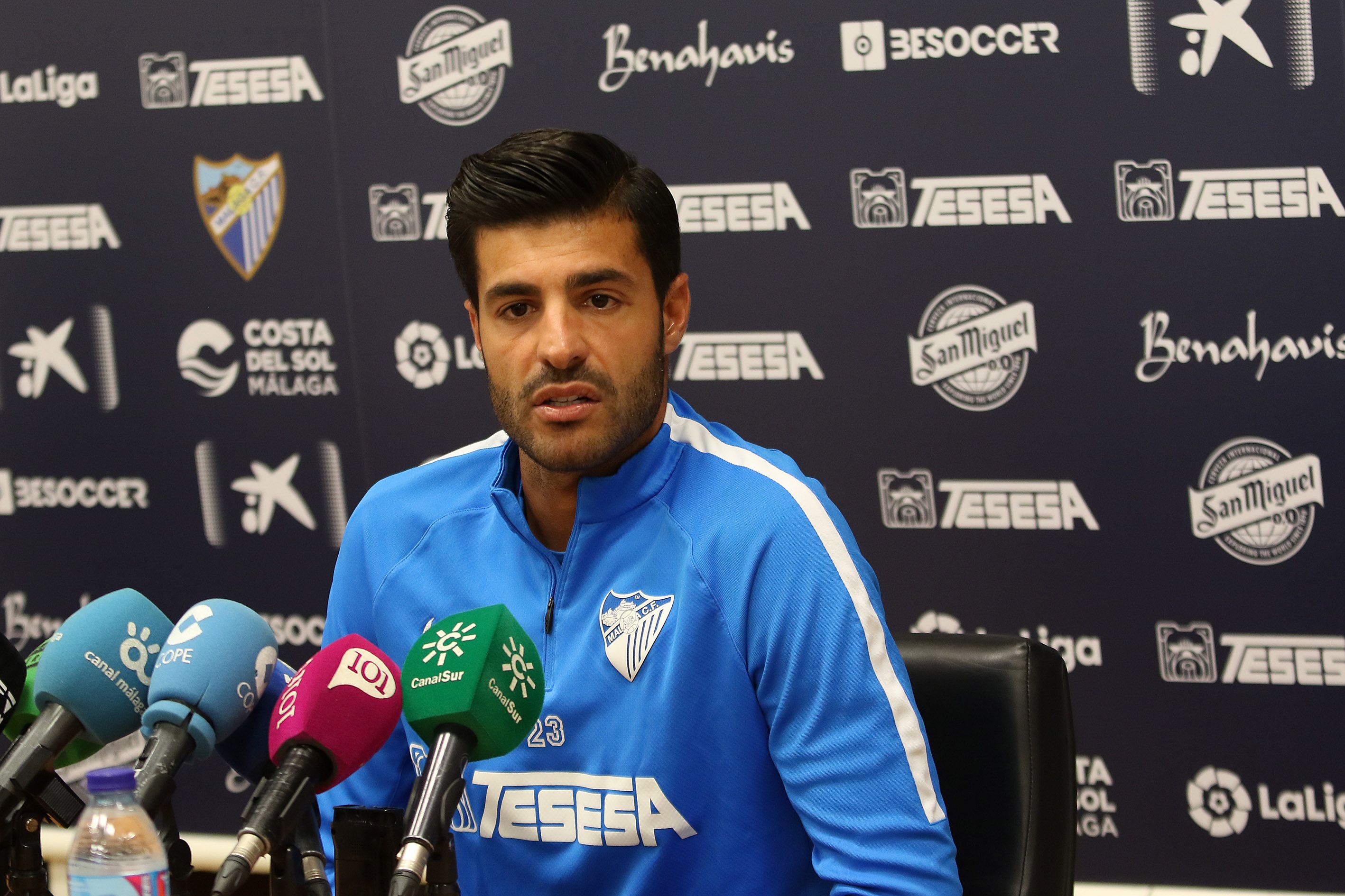  Rueda de prensa Miguel Torres