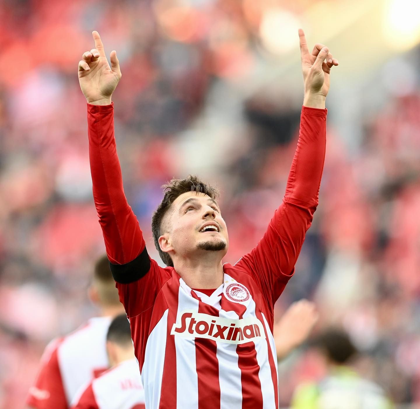Sergi Canós con el Olympiakos