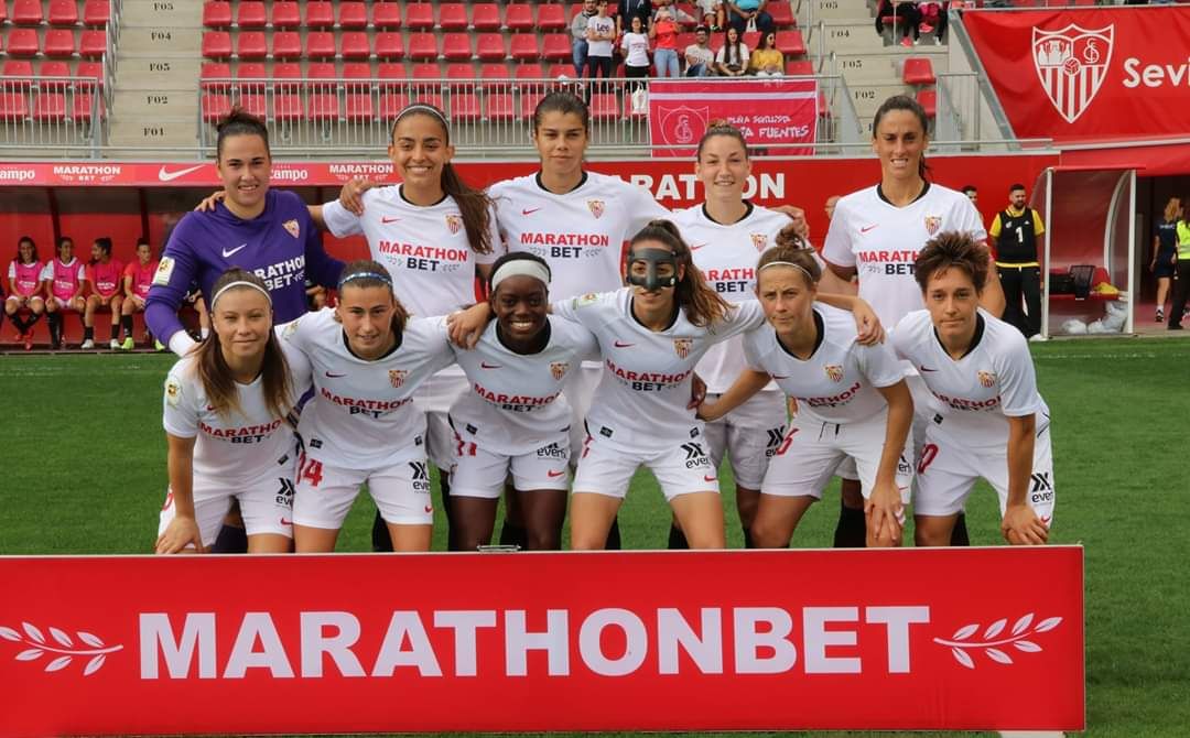  La formación del Sevilla Femenino (foto: Kiko Hurtado).