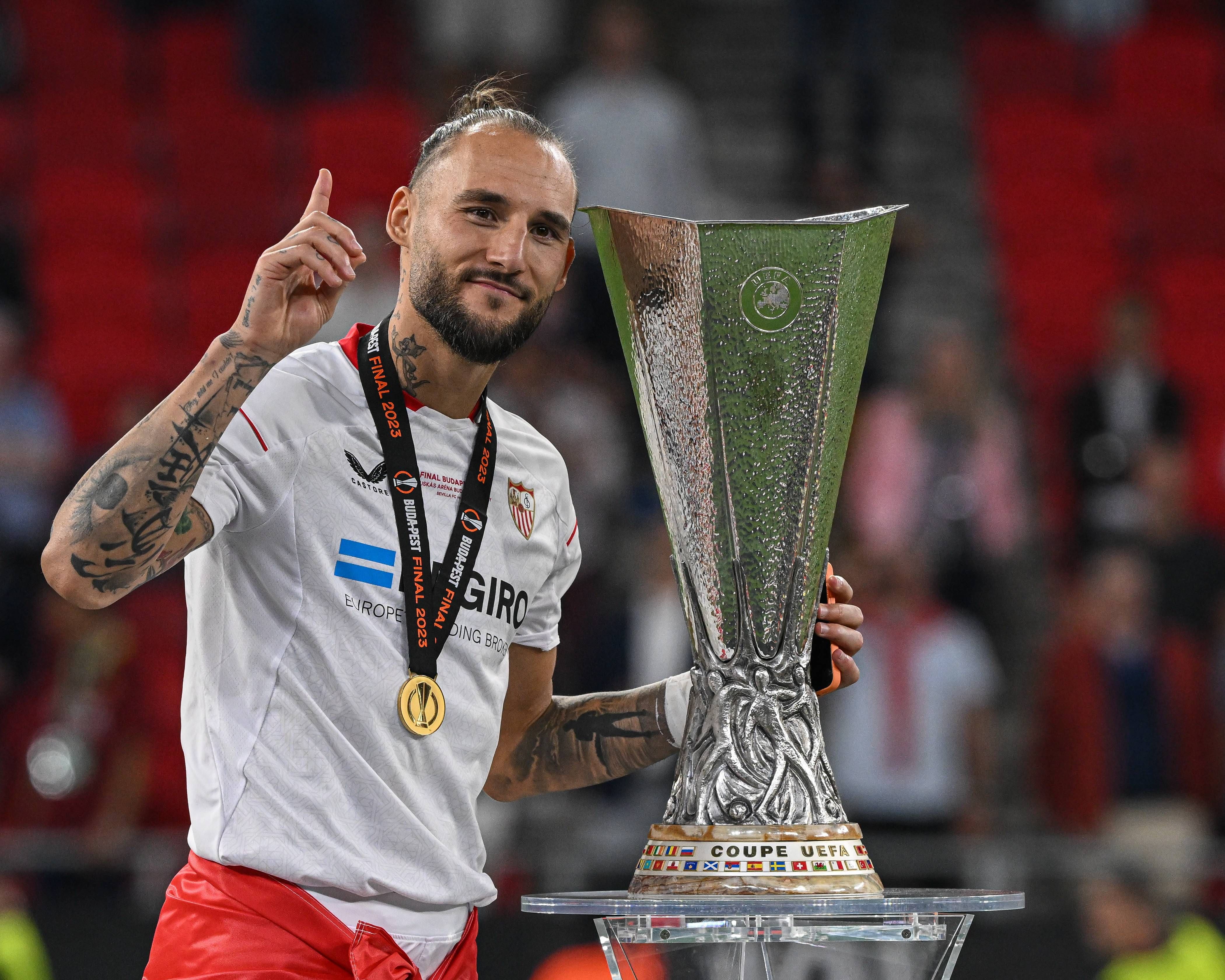 Nemanja Gudelj, en la final de la UEFA Europa League.