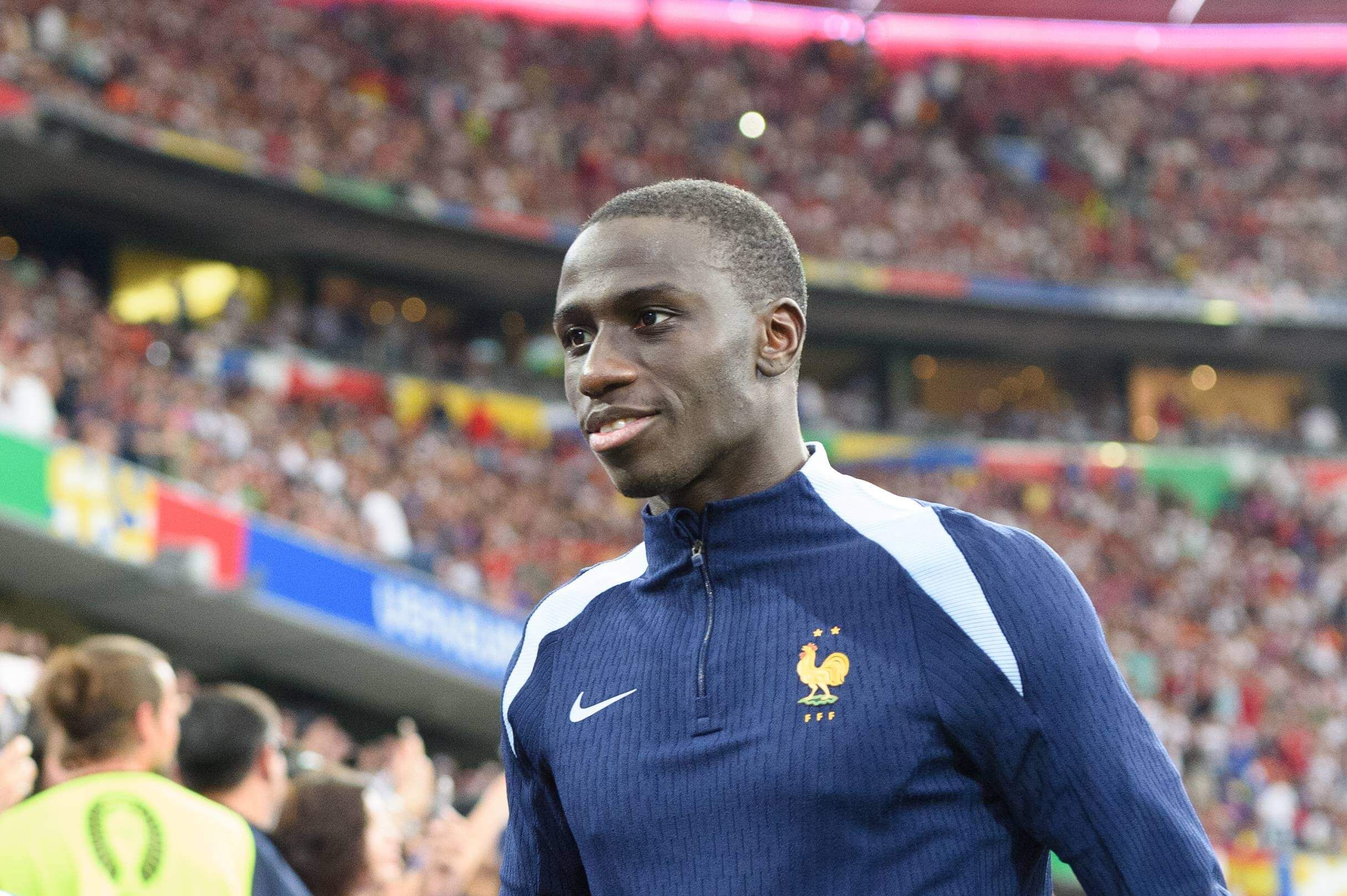  Mendy, en un partido de Francia durante la Eurocopa (FOTO: Cordón Press).