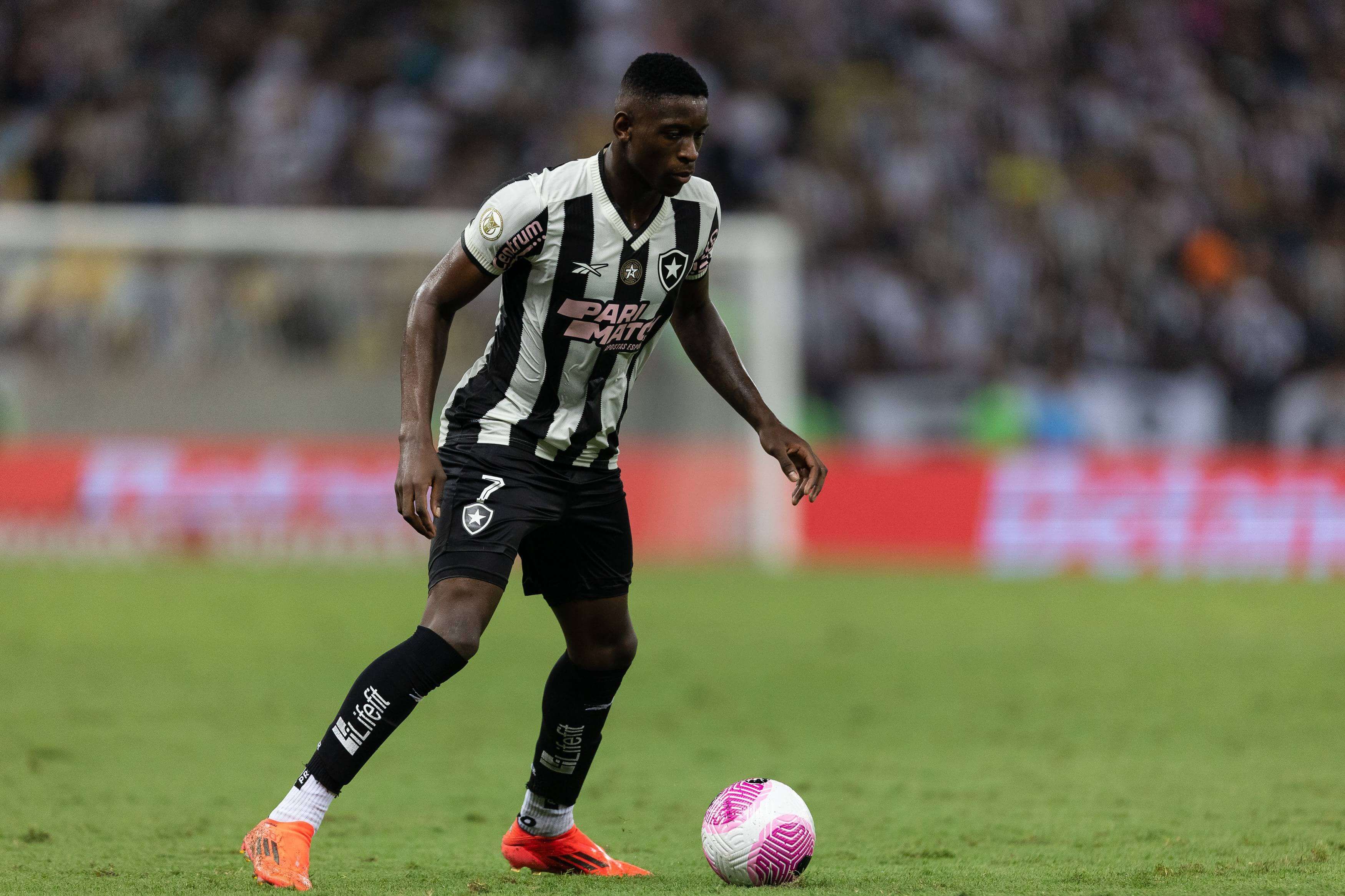  Luiz Henrique, jugando con el Botafogo.