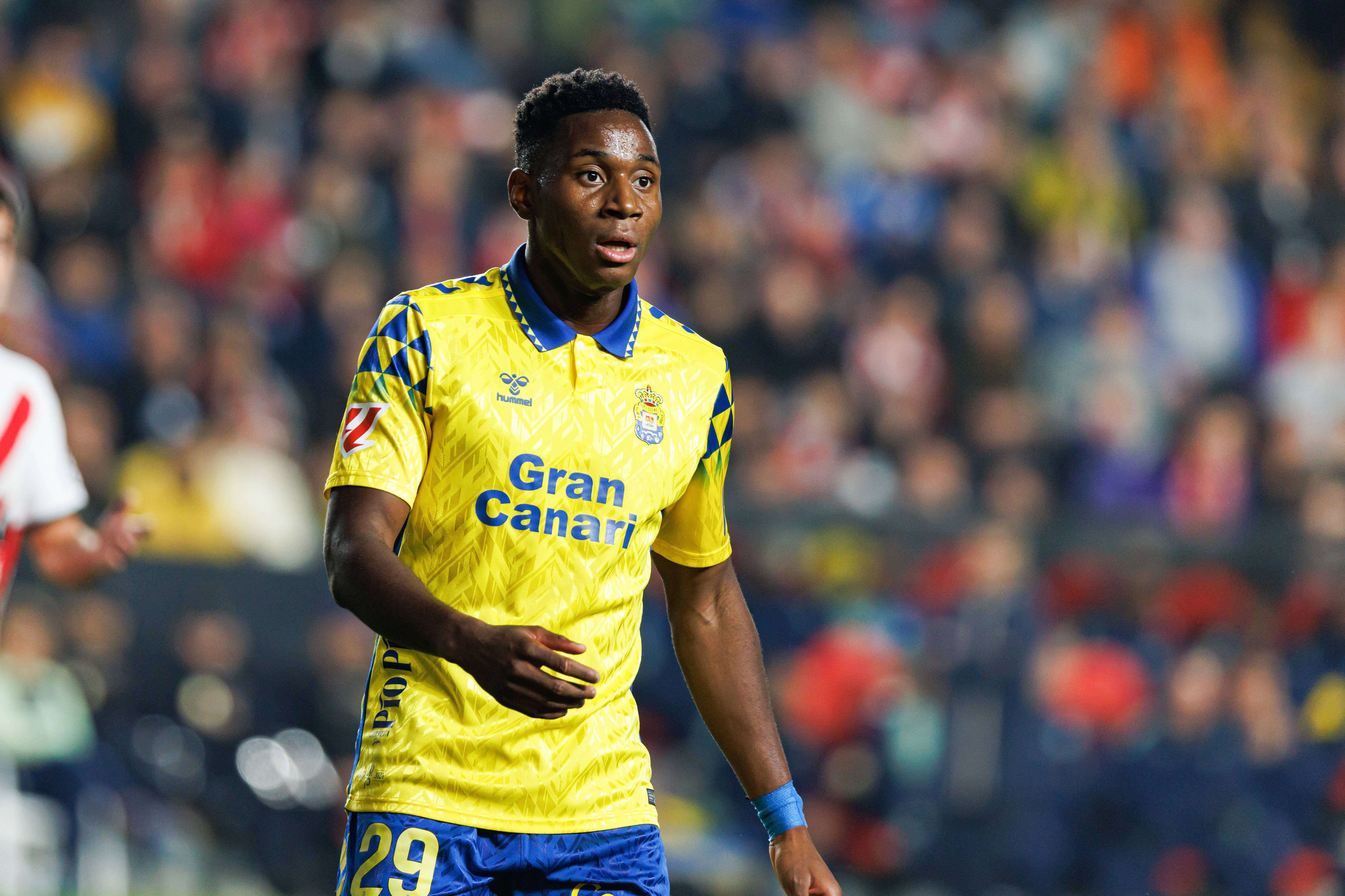  Dário Essugo, con Las Palmas.