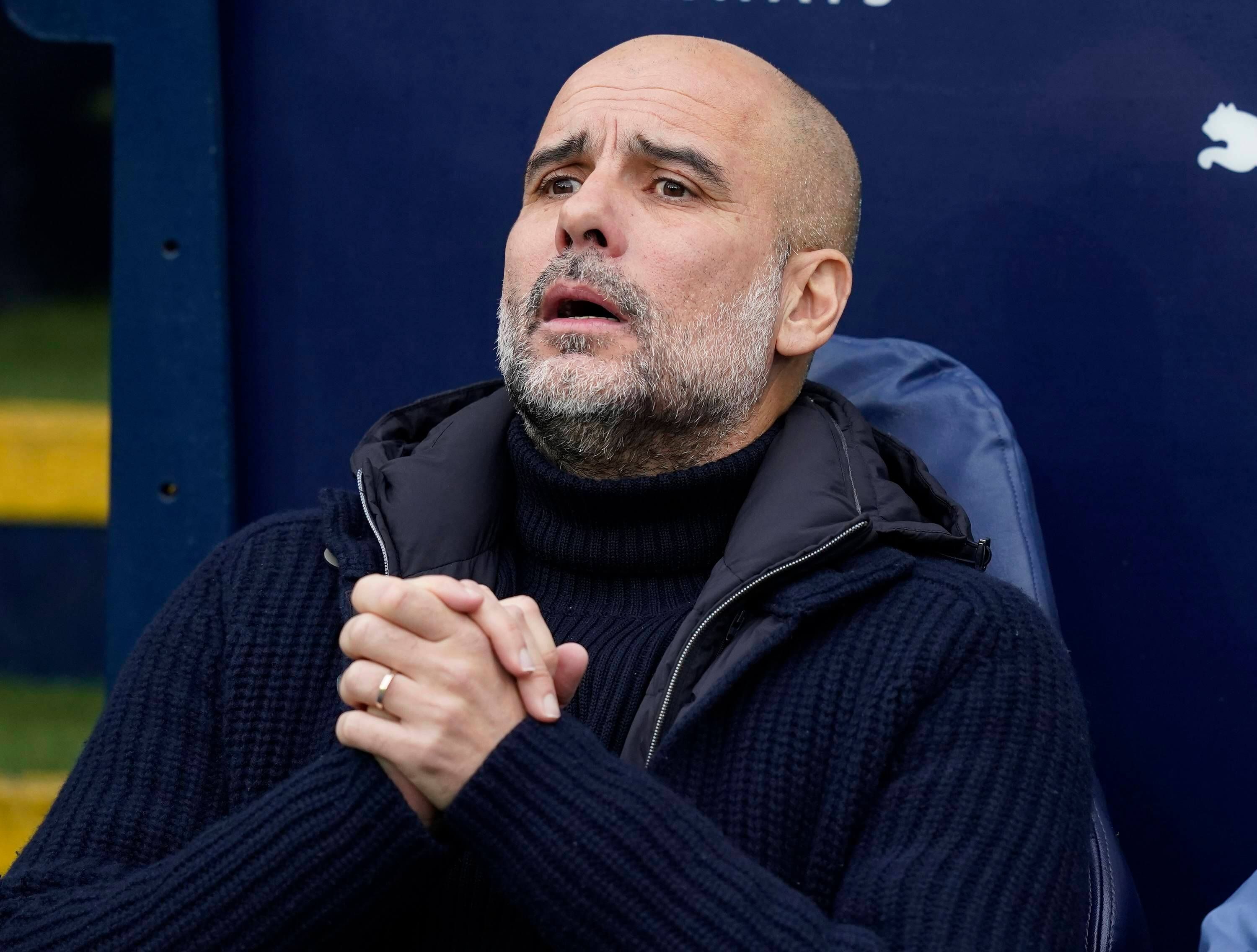  Pep Guardiola, desesperado con el empate del Manchester City.