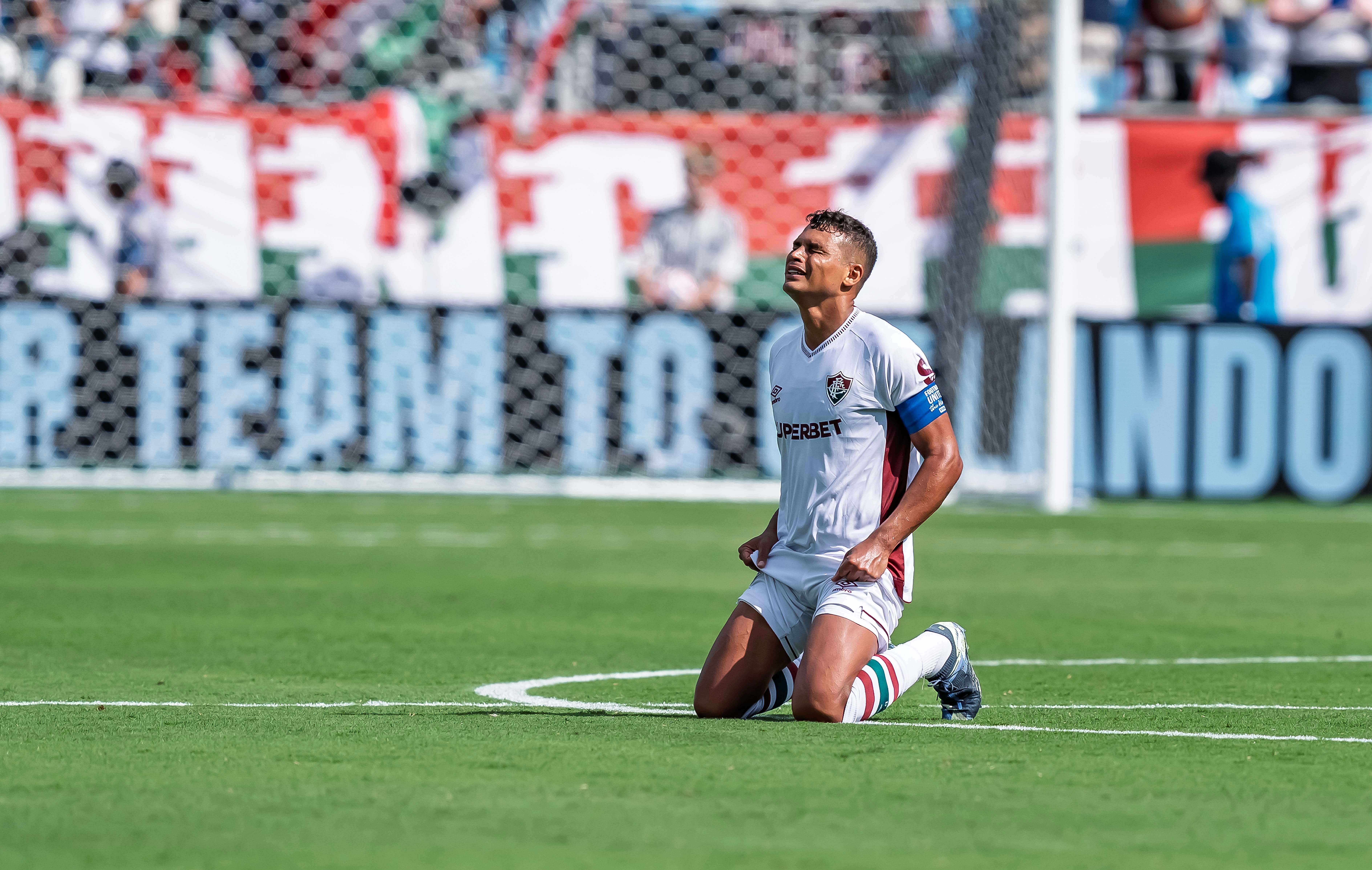 Thiago Silva celebrando el triunfo contra el Inter de Milán (Cordon Press)