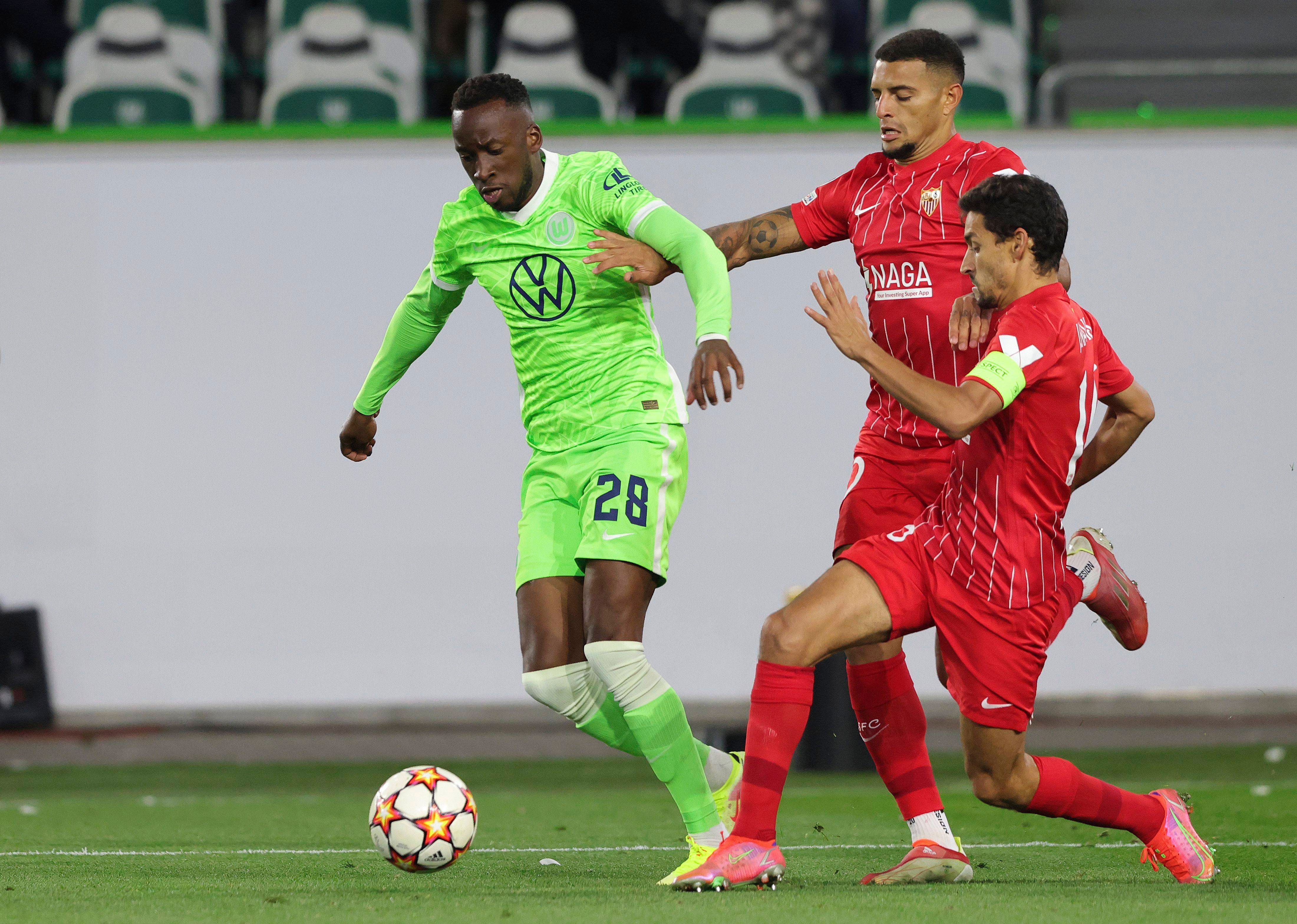 Lukebakio, jugando contra el Sevilla (Foto: Cordon Press).