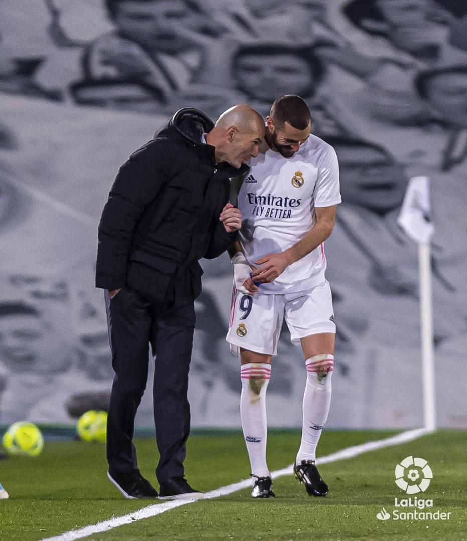  Zidane, junto a Karim Benzema.