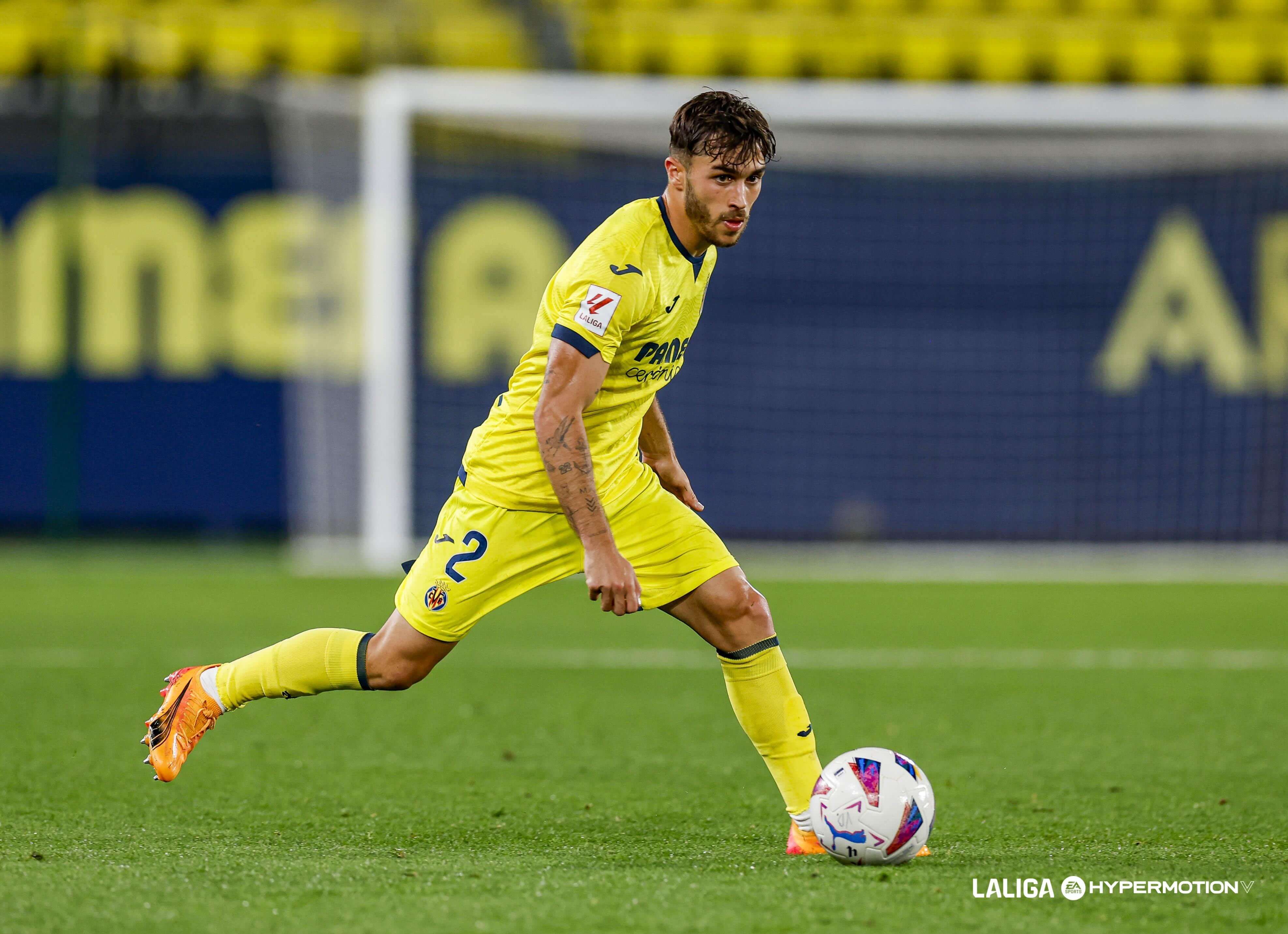  Adrià Altimira, con el Villarreal B.