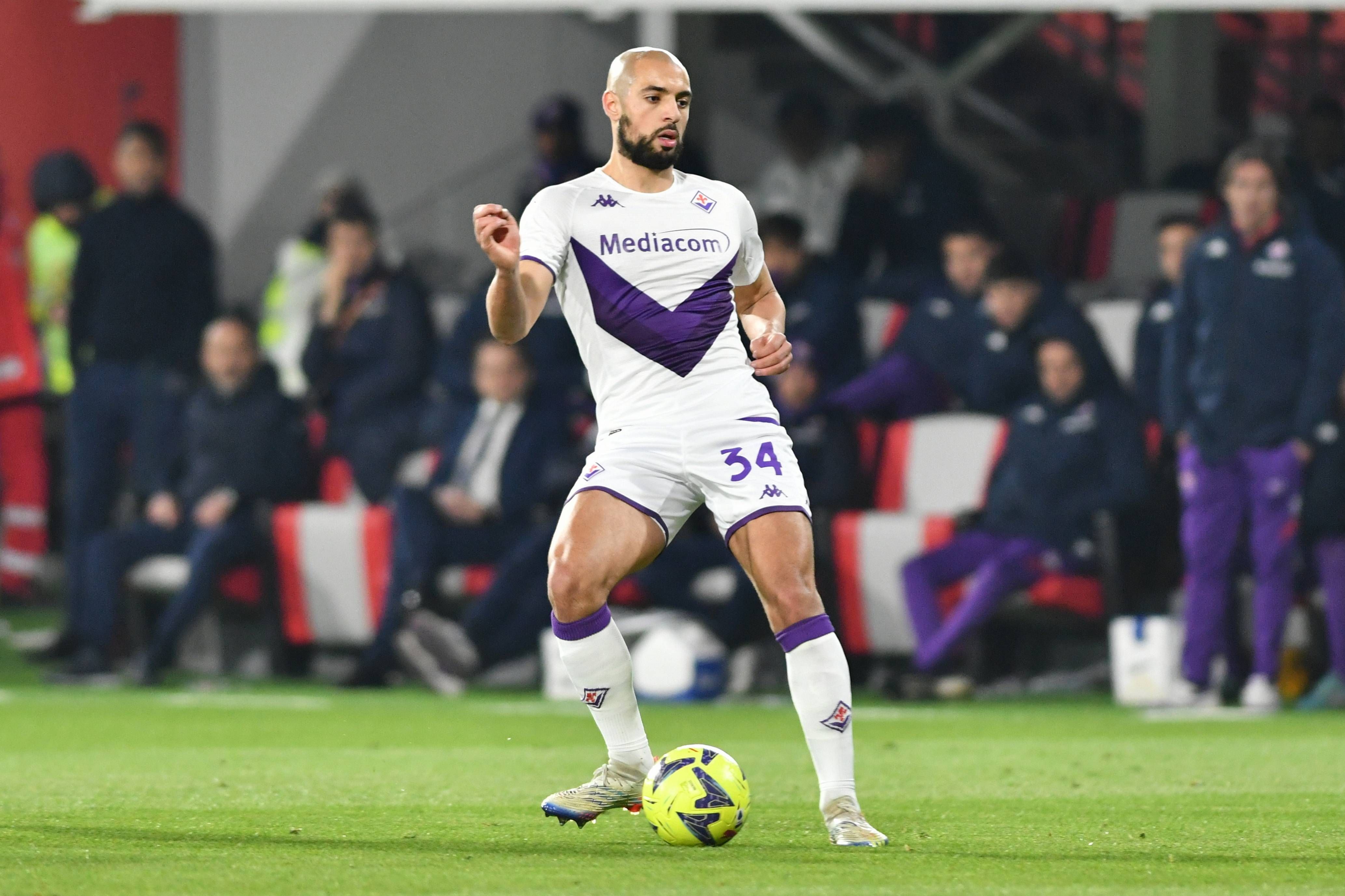 amrabat_en_un_partido_con_la_fiorentina_foto_cordon_press_001.jpg
