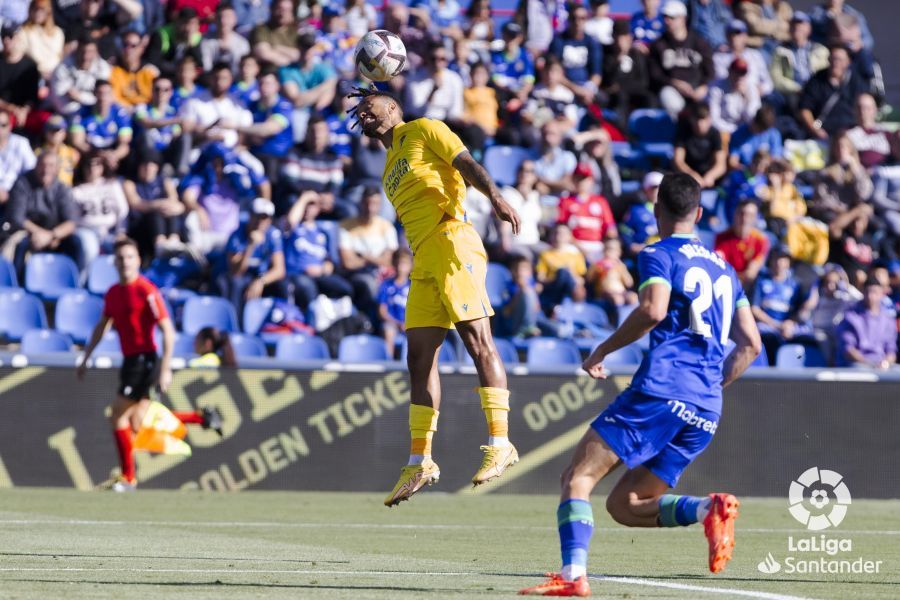 Bongonda, durante el Getafe-Cádiz (Foto: LaLiga).