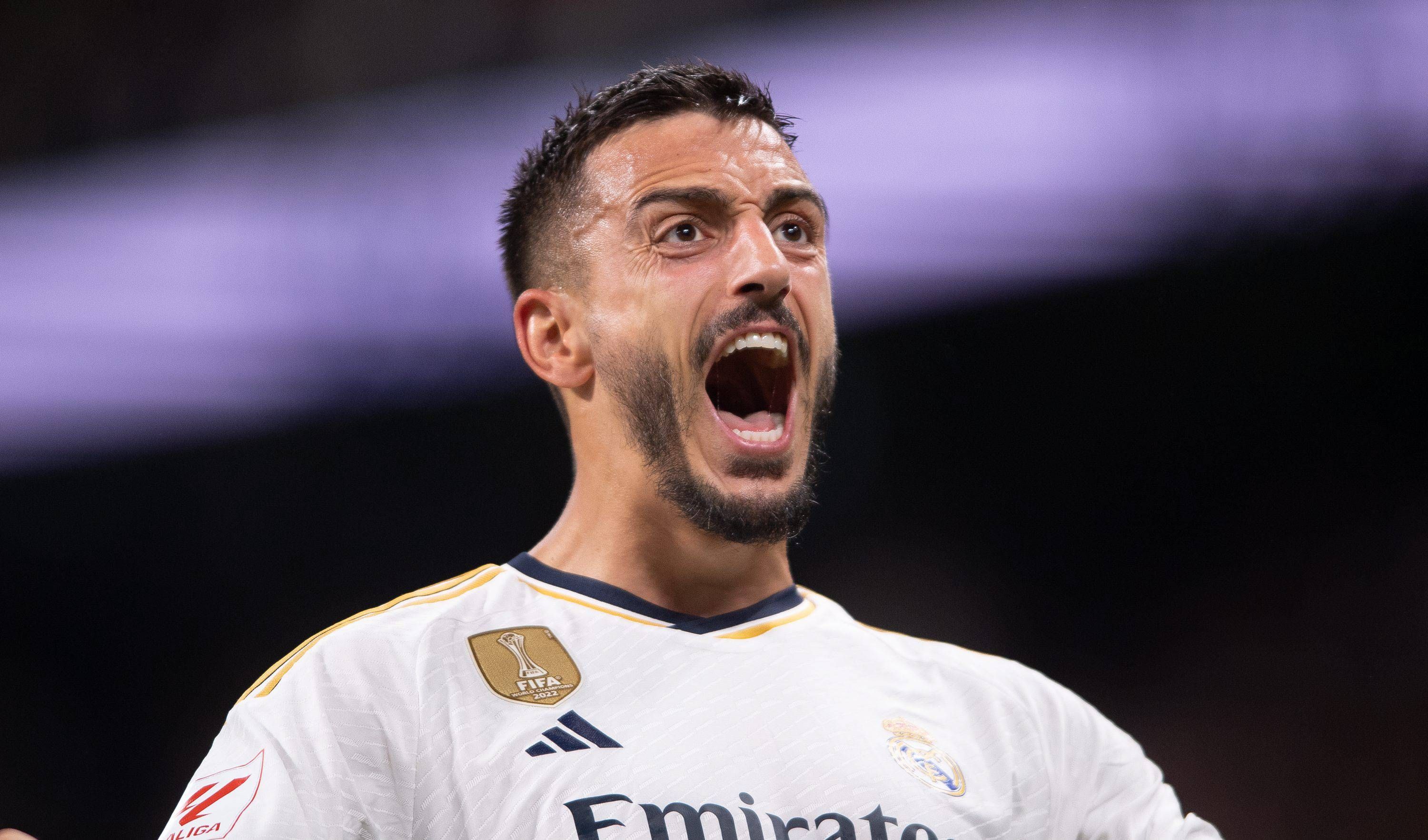  Joselu celebra su gol en el Real Madrid-Real Sociedad (FOTO: Cordón Press).