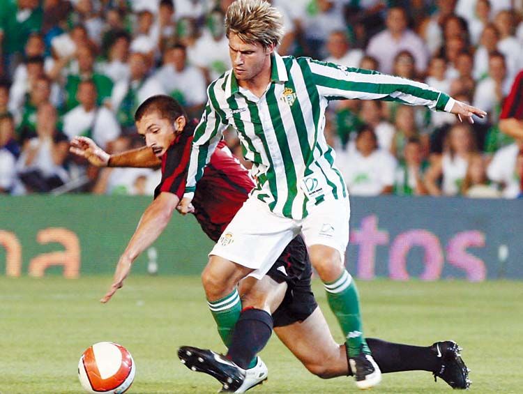 Sobis en el partido del centenario ante el Milan.