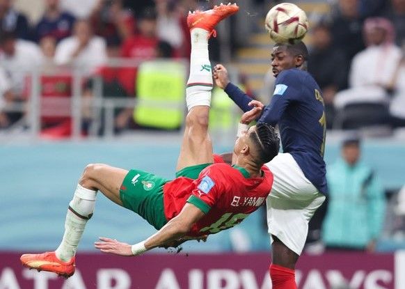  Chilena de El Yamiq ante Francia.