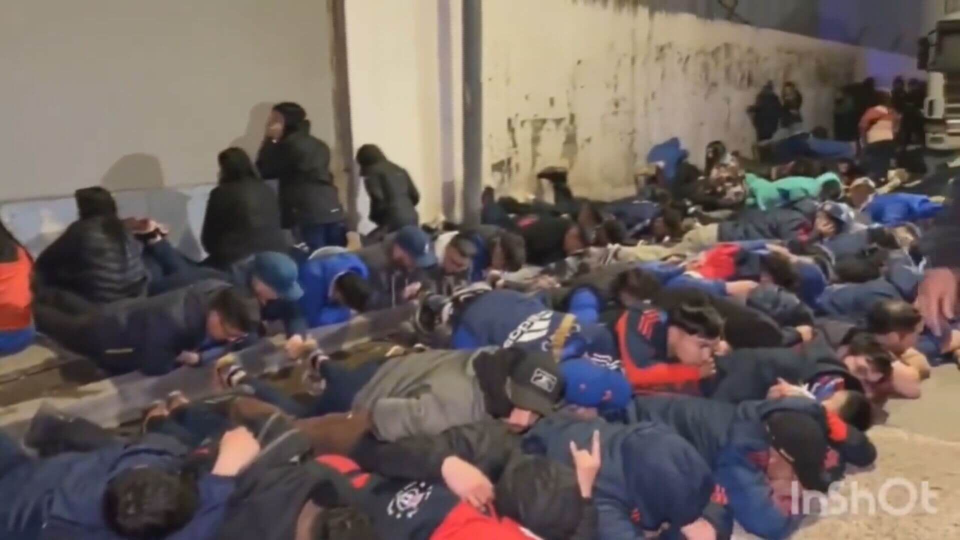 Decenas de aficionados detenidos