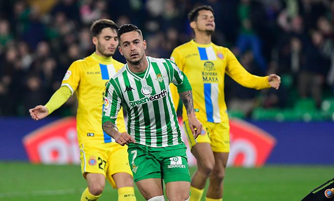  Sergio León, tras su gol.