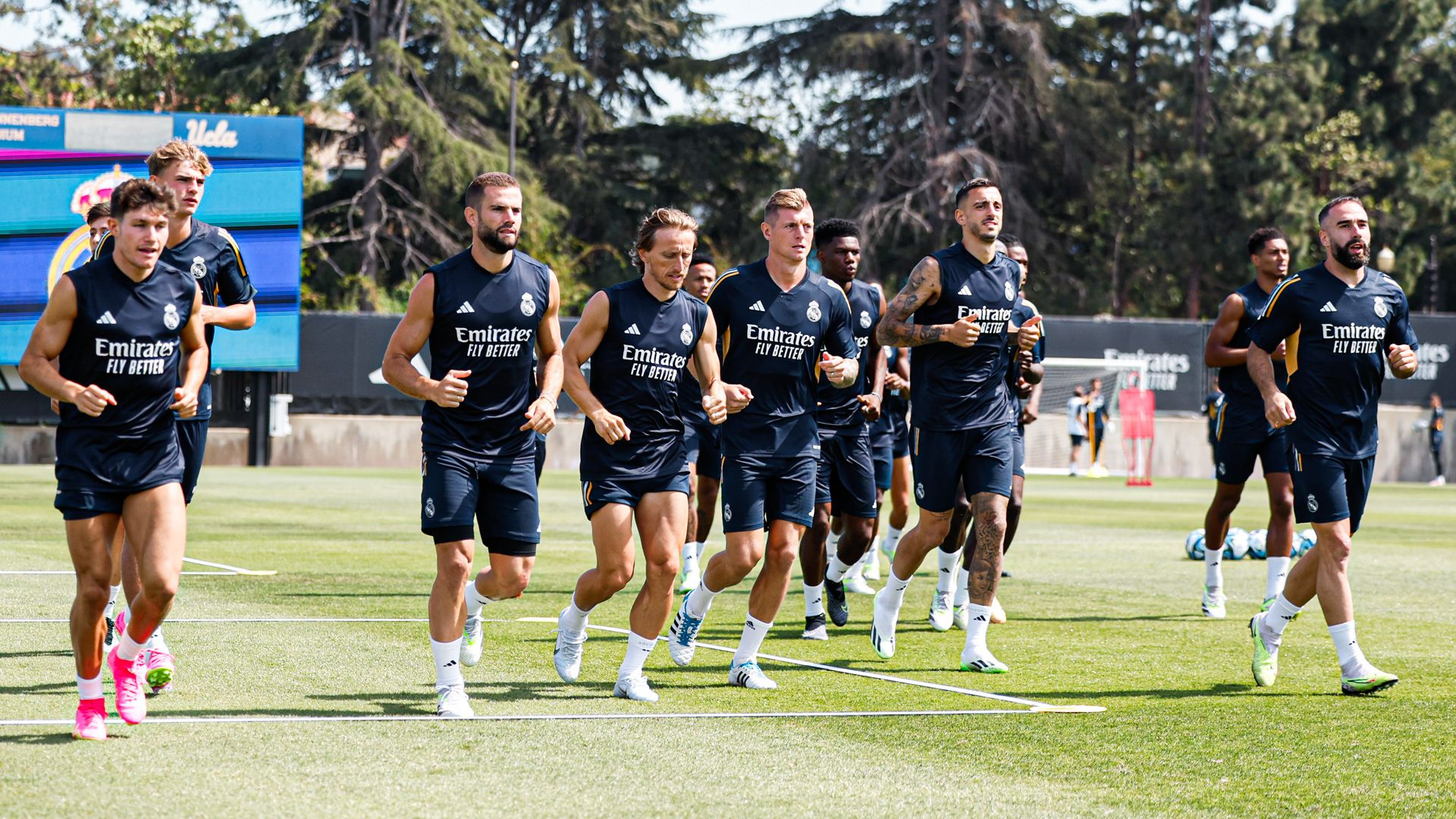Entrenamiento del Real Madrid en UCLA (Foto: RMCF).