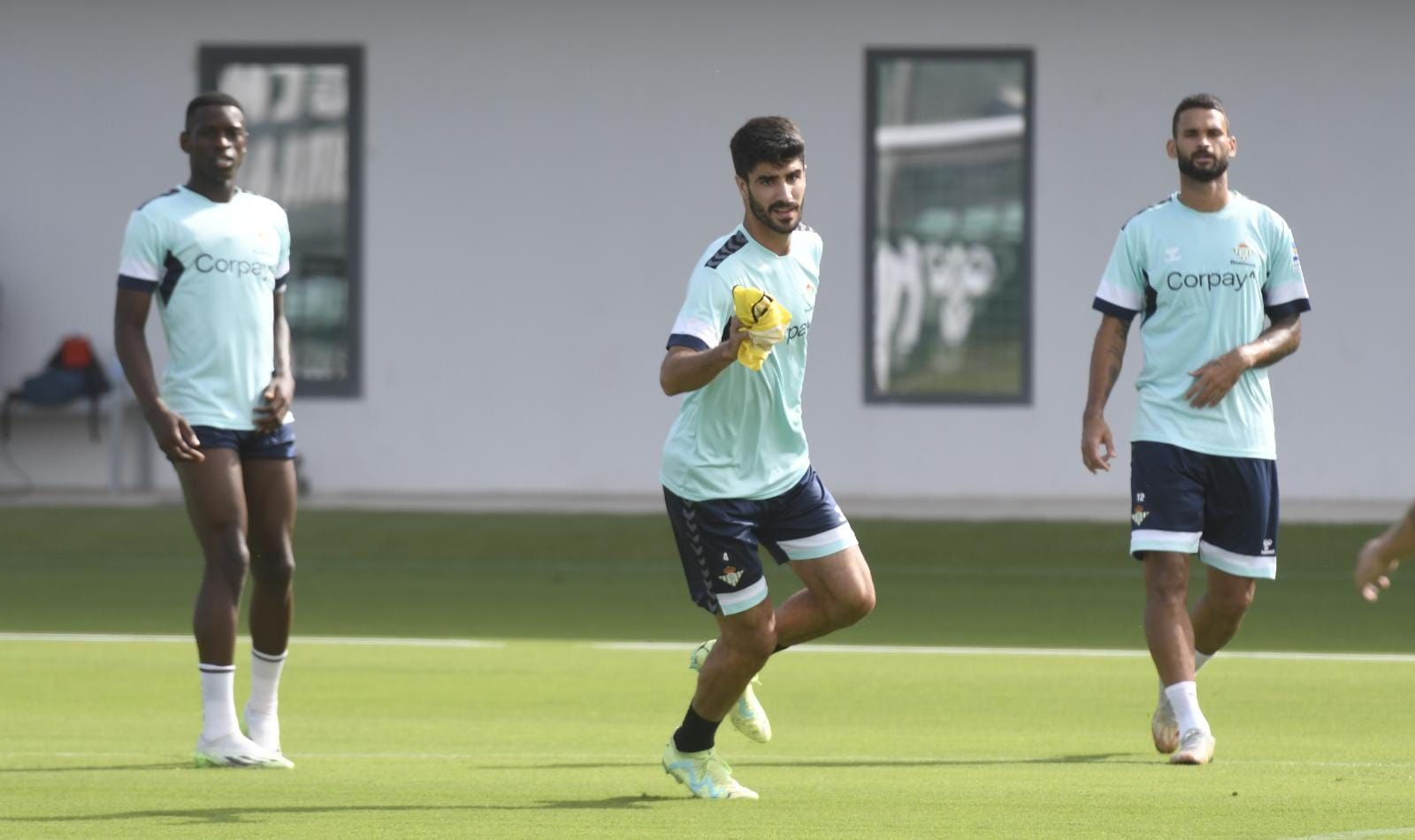  Ricardo Visus en un entrenamiento del Real Betis (foto: KIko Hurtado).