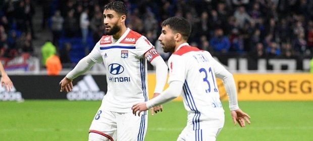  Nabil Fekir y su hermano Yassin con el Lyon.