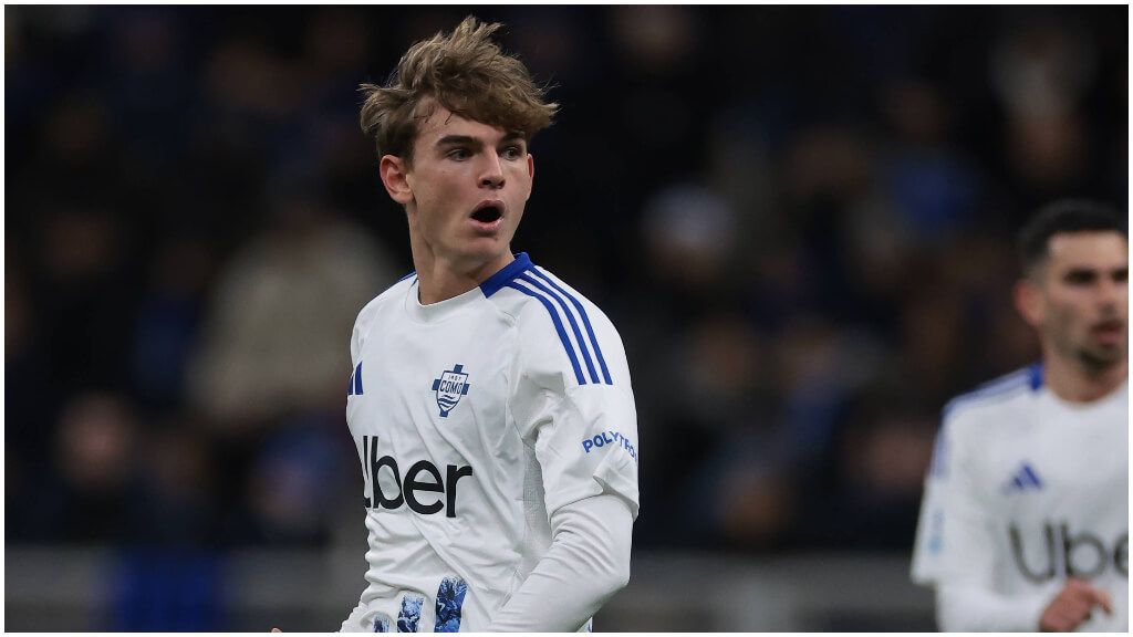  Nico Paz en el Como.