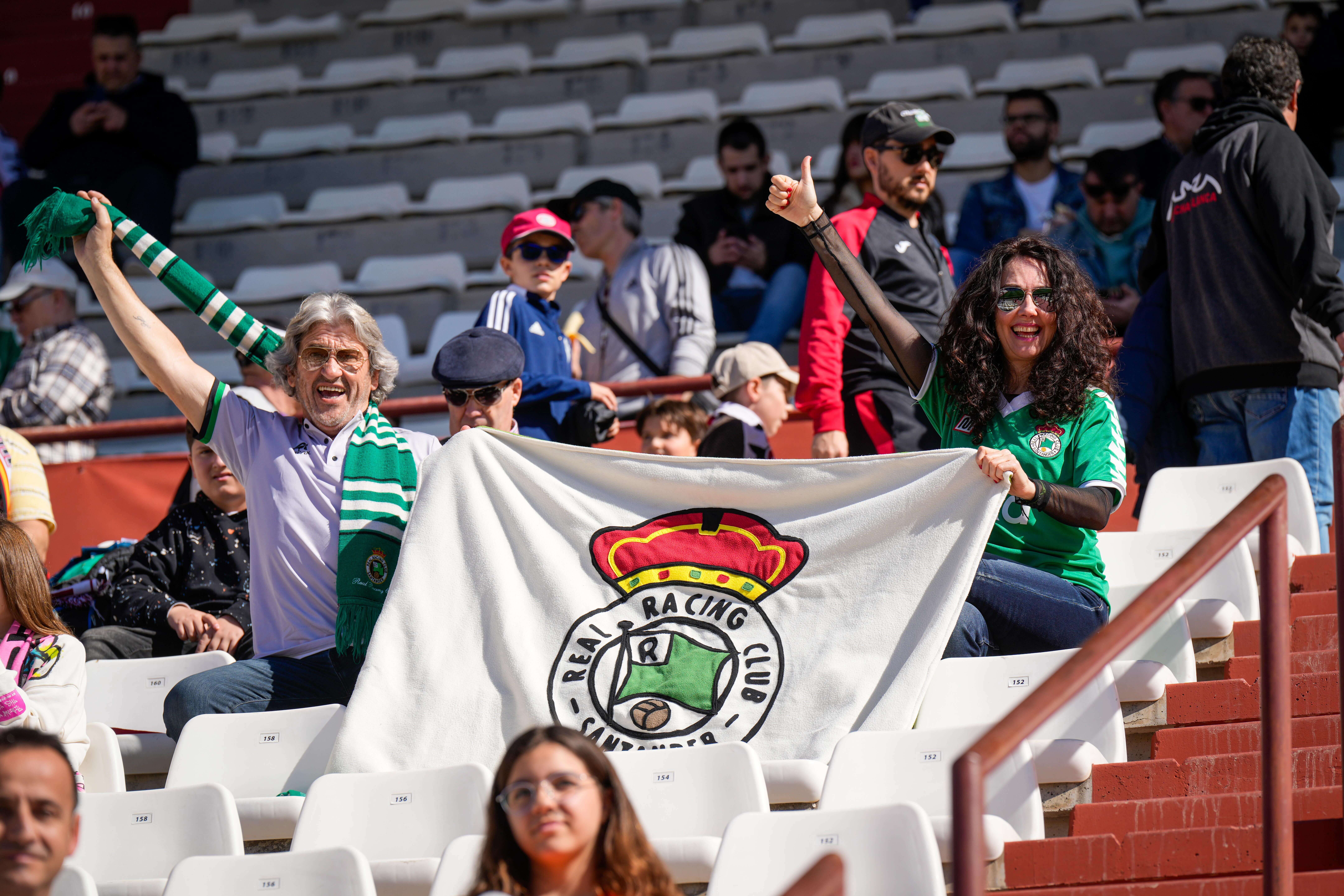  La afición del Racing de Santander. (Fuente: Cordon Press)