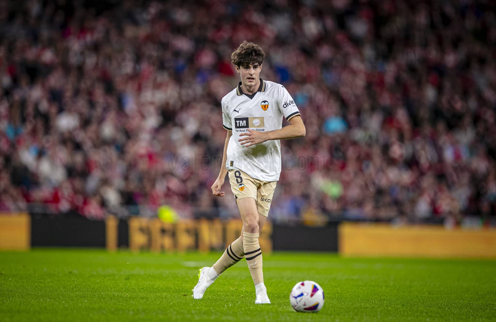  Javi Guerra, en el Athletic Club - Valencia CF: