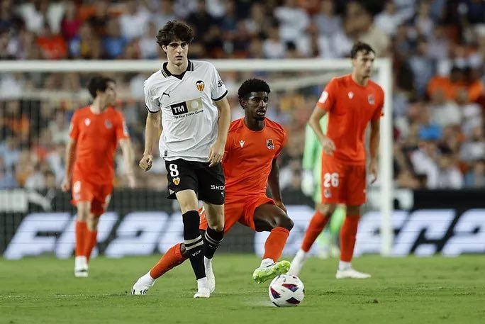 Javi Guerra, ante la Real Sociedad.