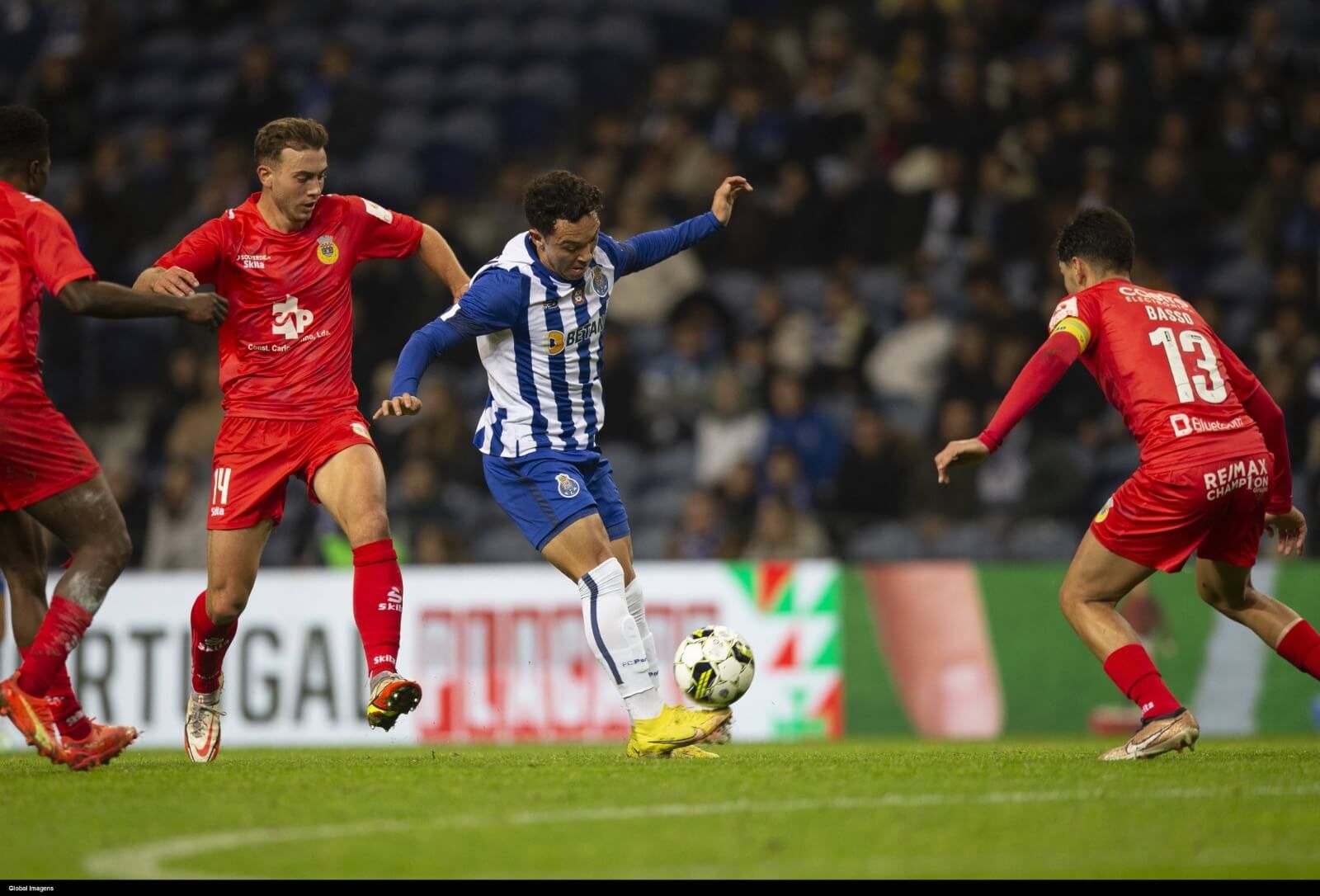  Joao Basso, durante un partido esta temporada.
