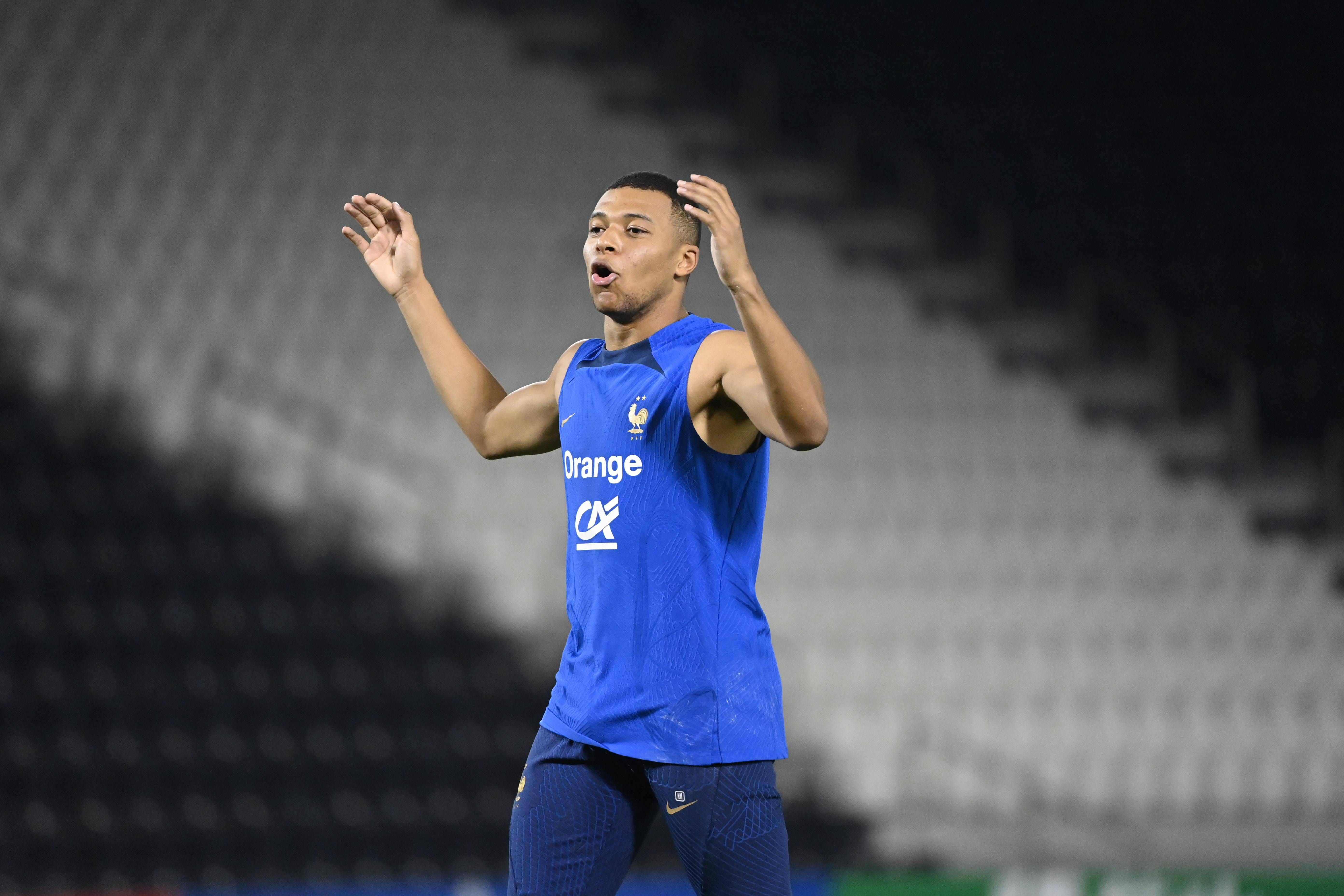  Kylian Mbappé, en un entrenamiento con Francia previo al Mundial.