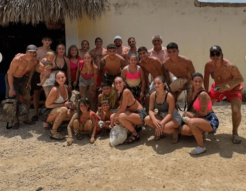  La familia de Enzo Barrenechea de vacaciones